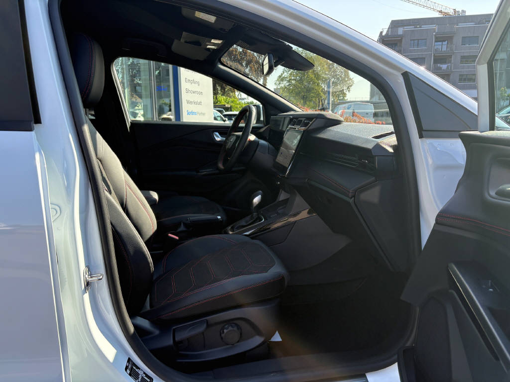 FORD Puma 1.0 EcoB Hybrid 155 ST-Line X **White Edition**-image-4