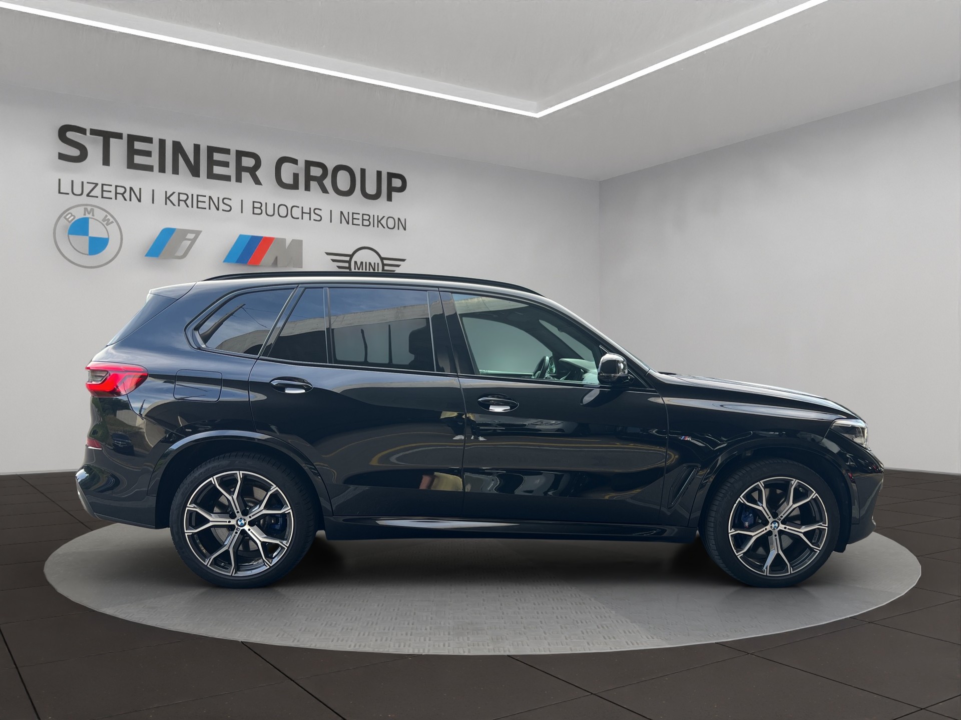 BMW X5 xDrive 30d Steptronic-showroom-element-3