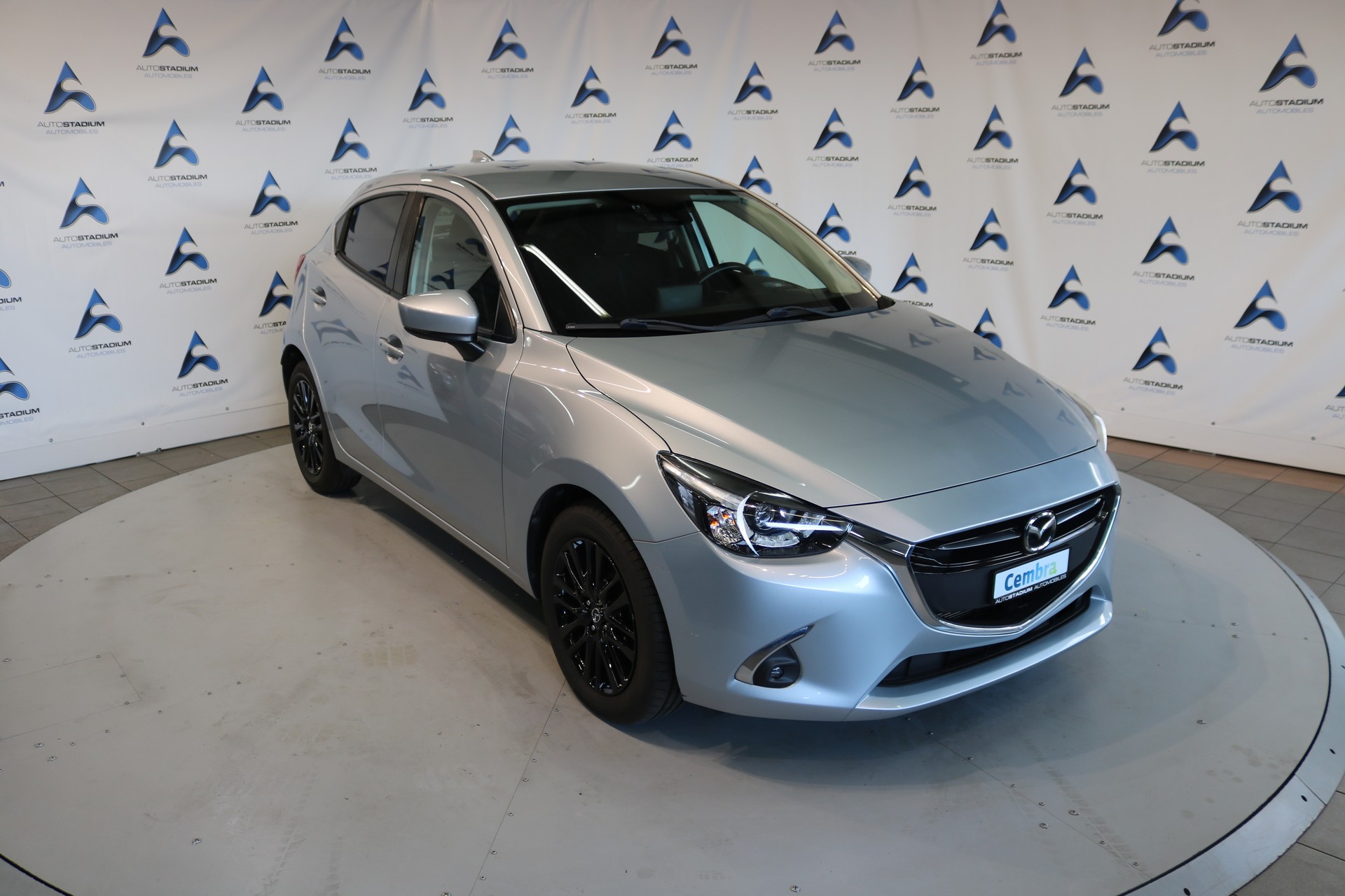 MAZDA 2 SKYACTIV-G 115 Revolution