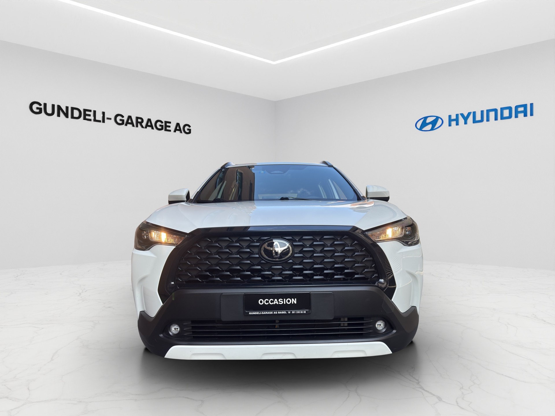 TOYOTA Corolla Cross 1.8 Trend-showroom-element-1