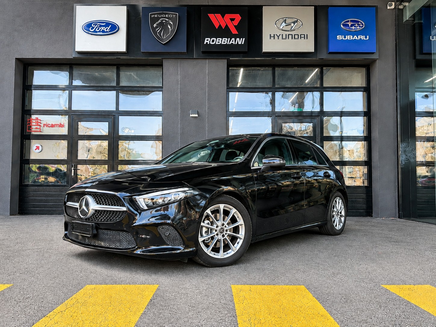 MERCEDES-BENZ A 200 7G-DCT