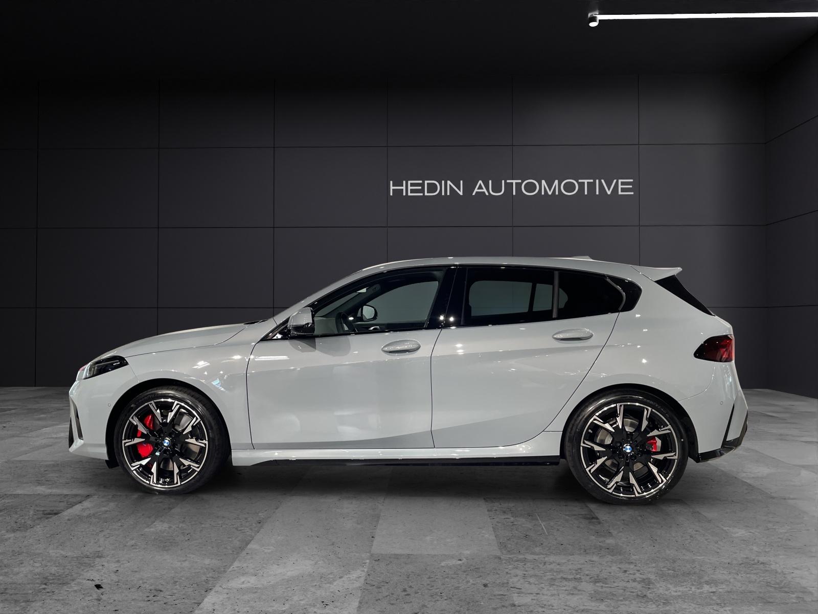 BMW 123 xDrive-showroom-element-1