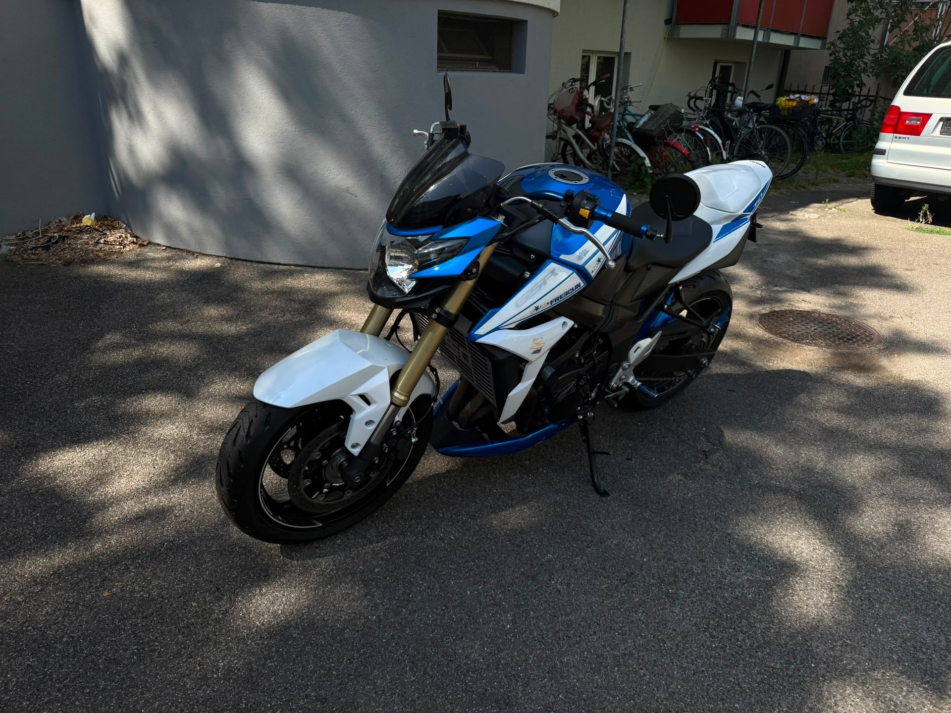SUZUKI GSR 750 ABS Freegun