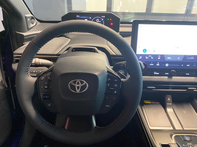 TOYOTA bZ4X Touring Premium AWD-image-10