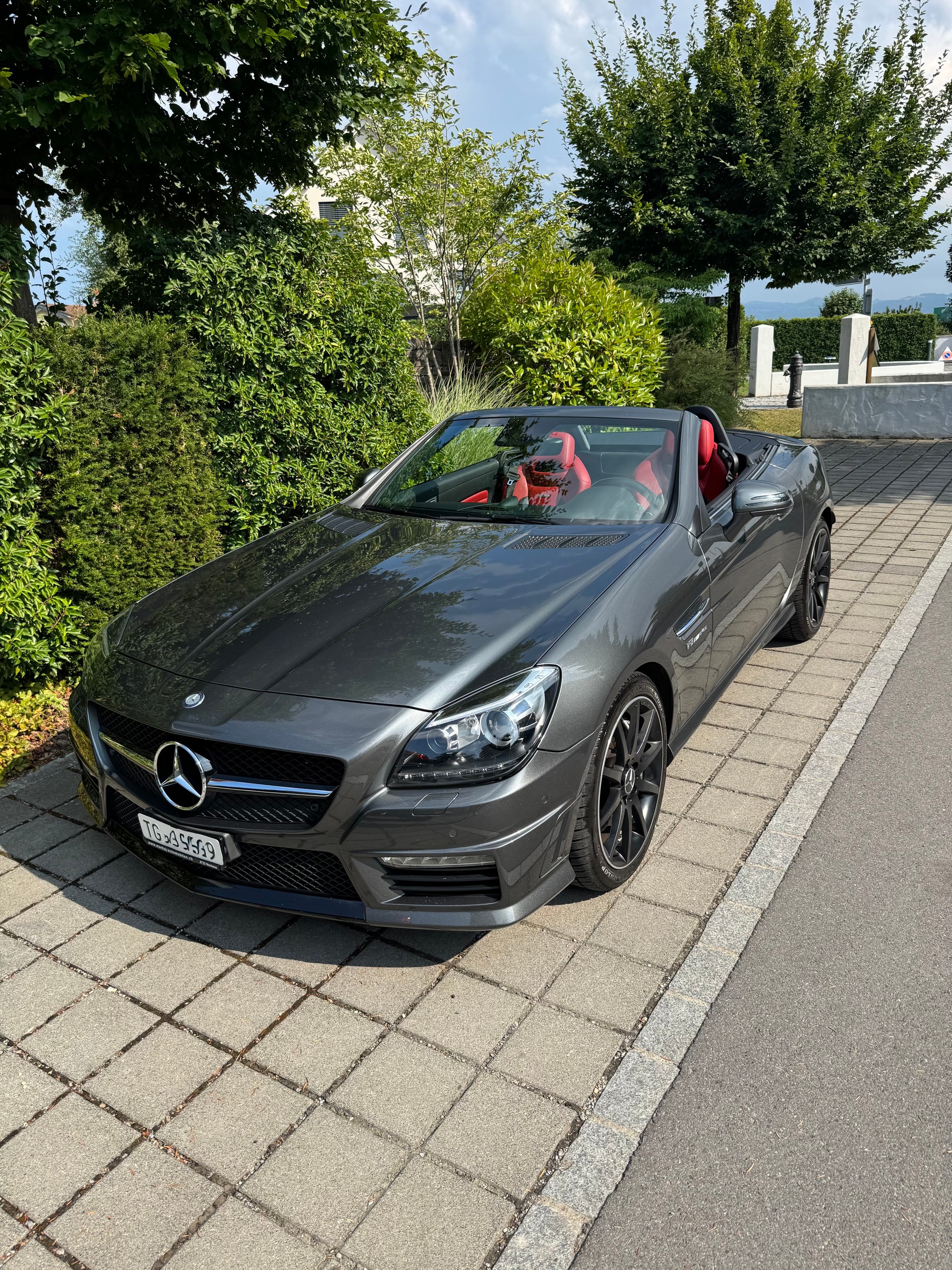 MERCEDES-BENZ SLK 55 AMG
