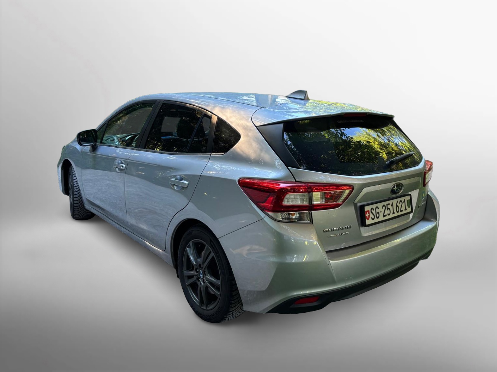 SUBARU Impreza 1.6 Swiss AWD CVT-showroom-element-1