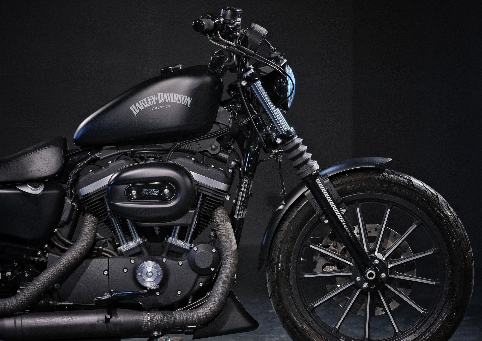HARLEY-DAVIDSON XL 883 N Sportster Iron ABS-image-4