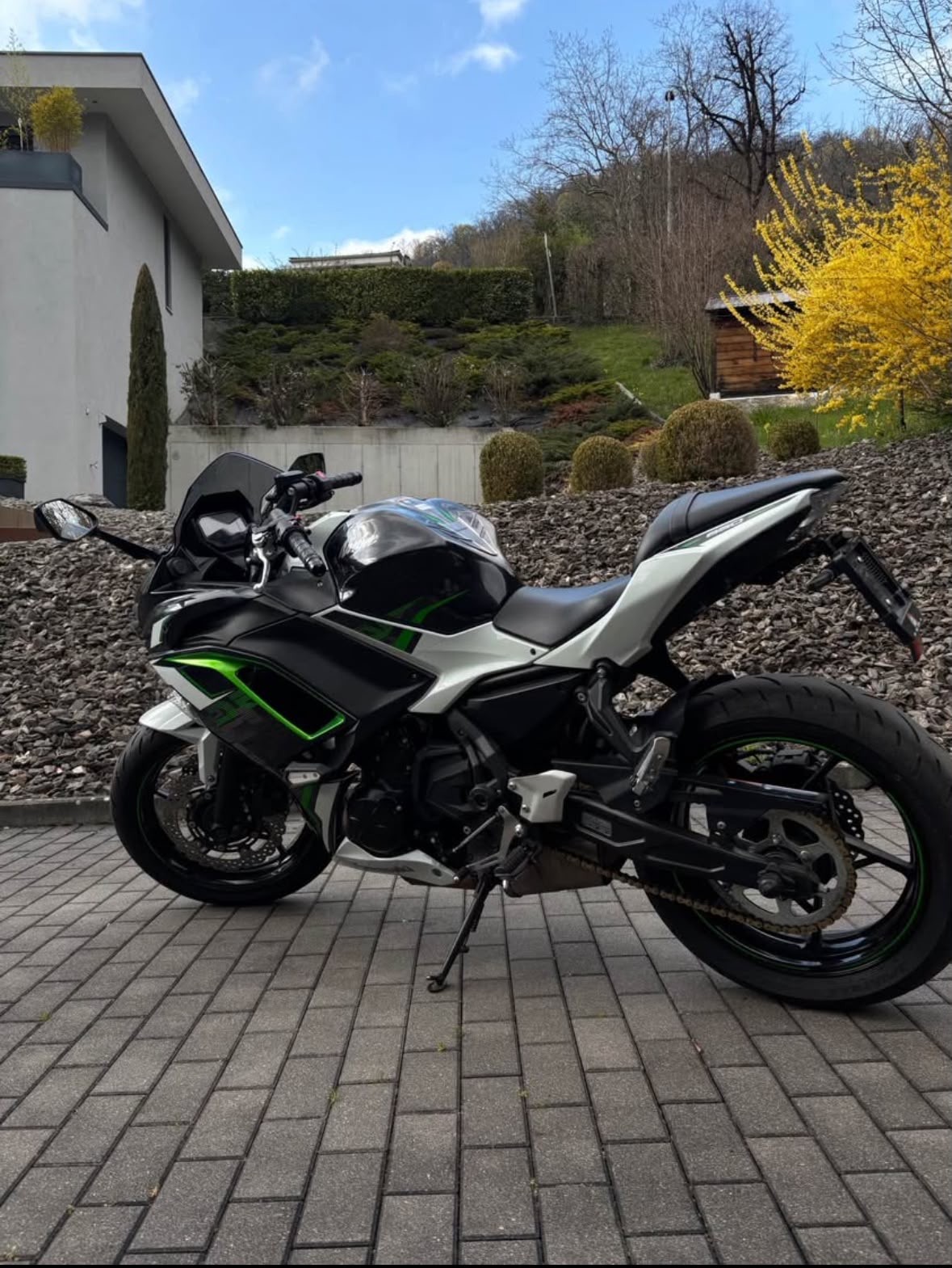 KAWASAKI Ninja 650-image-3