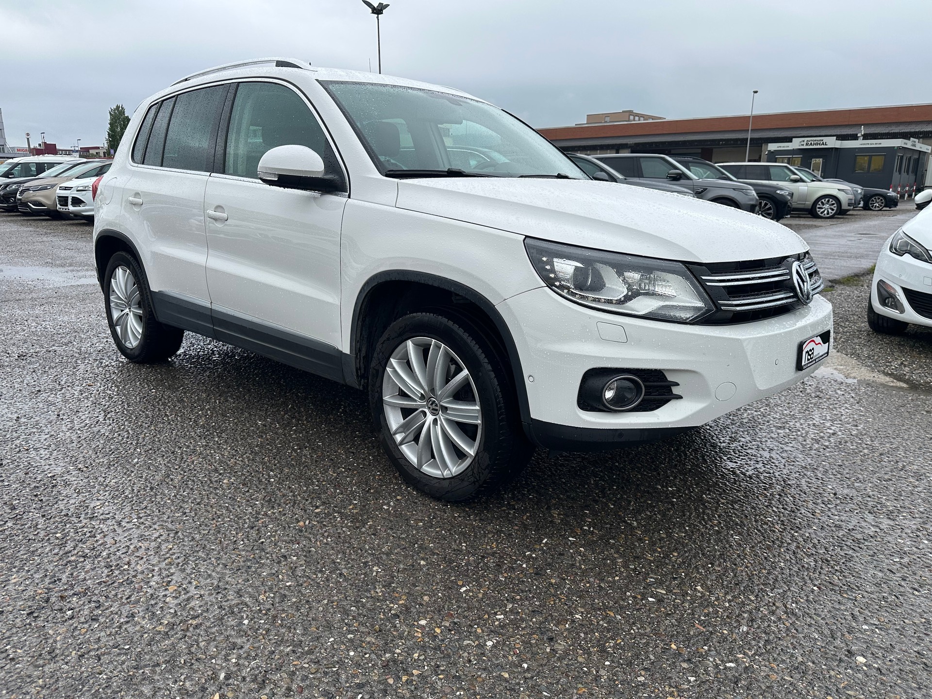 VW Tiguan 2.0 TSI Track&Field 4Motion DSG-image-2