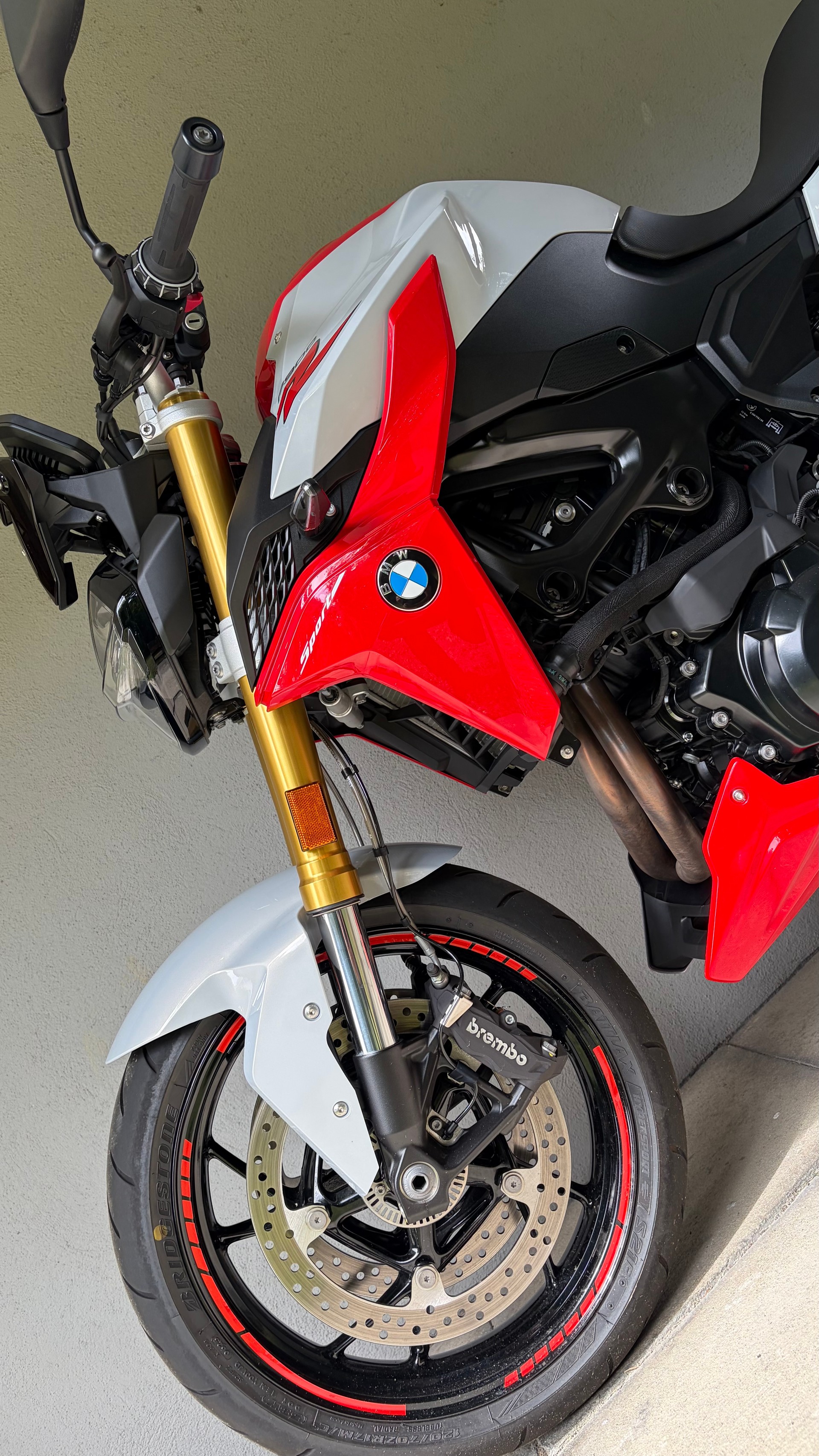 BMW F 900 R ABS-image-6