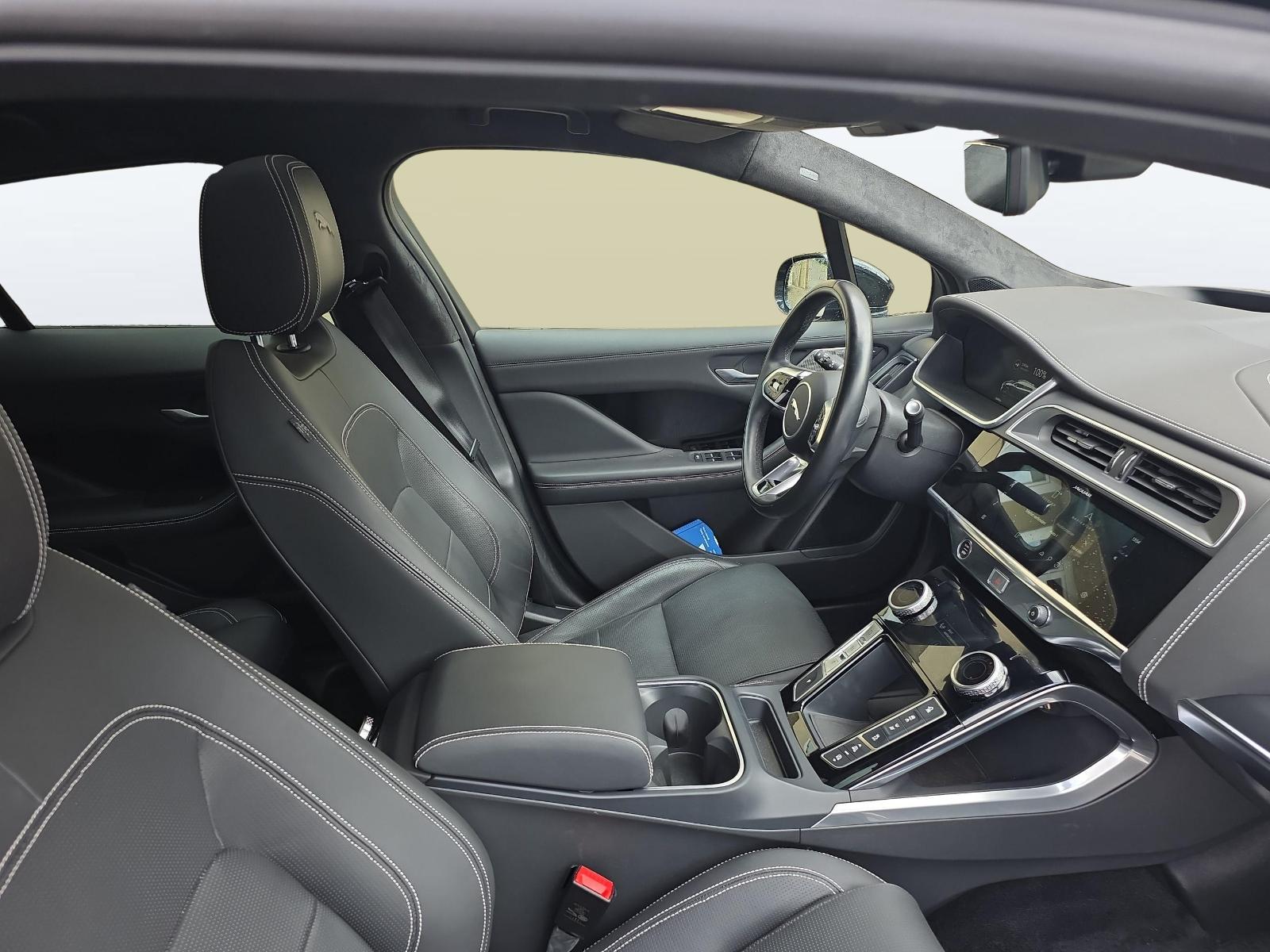 JAGUAR I-Pace EV400 R-Dynamic HSE AWD-image-9