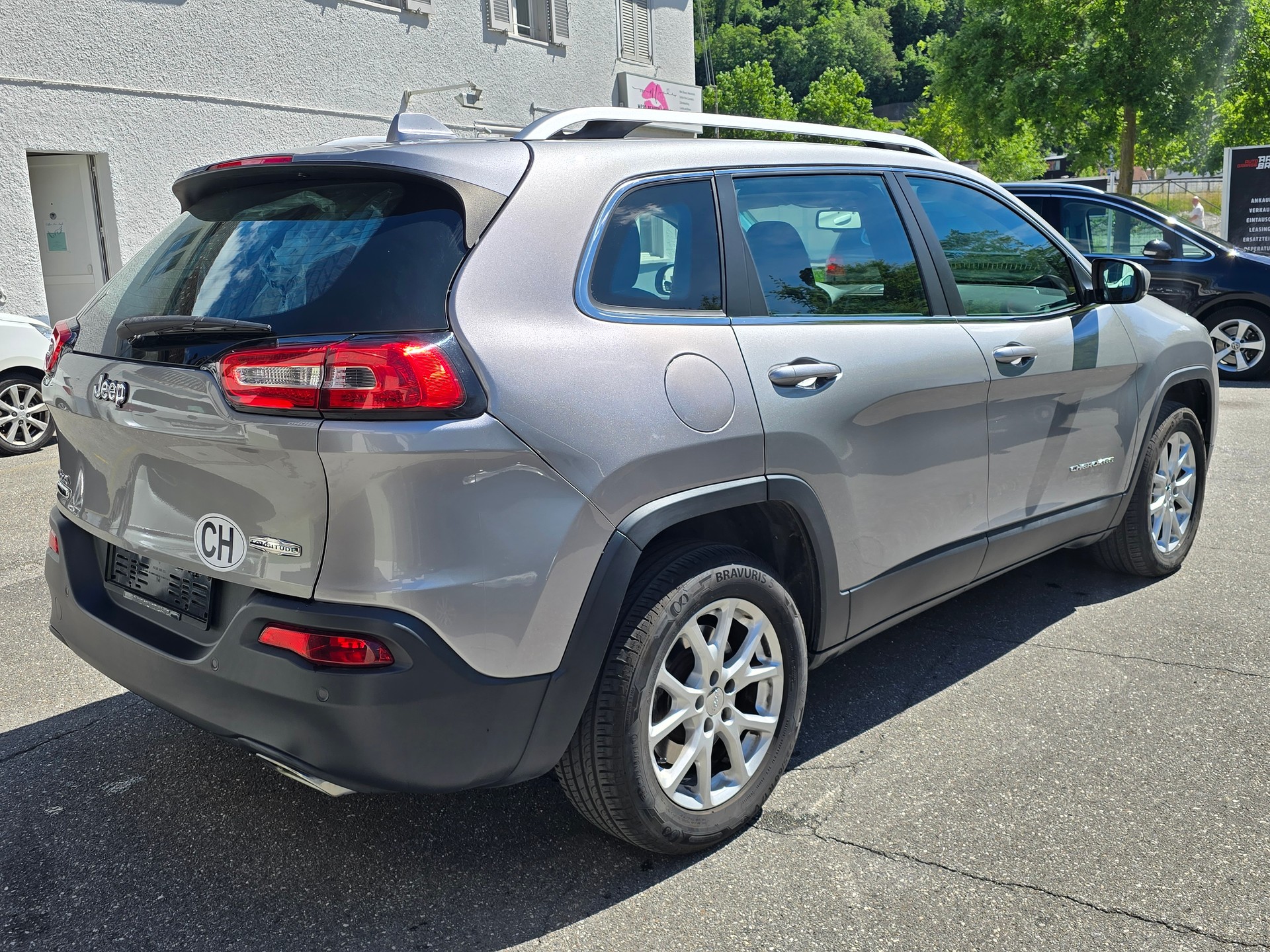 JEEP Cherokee 2.0TD Longitude Swiss Edition AWD 9ATX-image-4