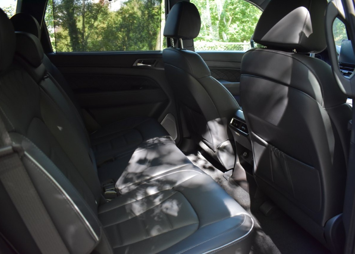 KGM-SsangYong Rexton 2.2 CRDi Blackline 4WD AT-image-19