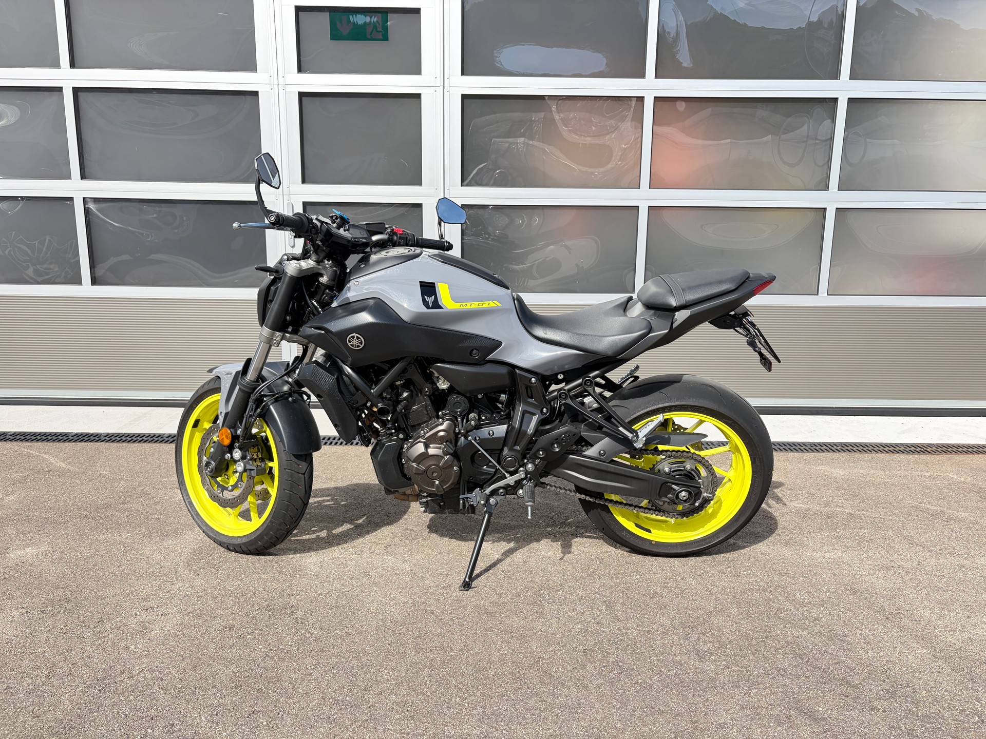YAMAHA MT-07 ABS-image-2