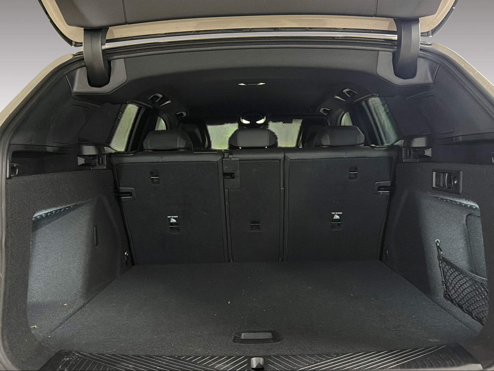 BMW X3 M50i-image-6