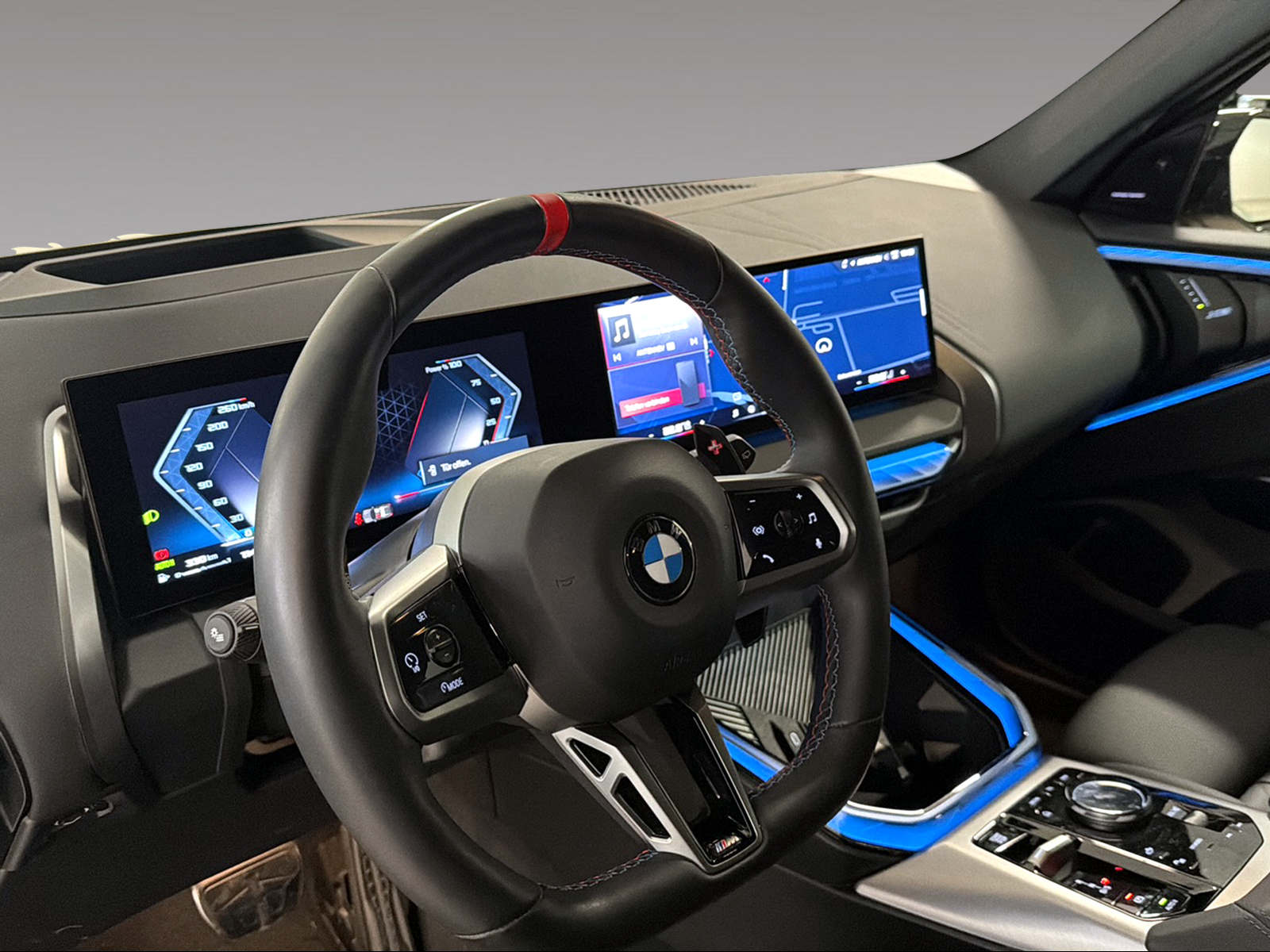 BMW X3 M50i-image-11
