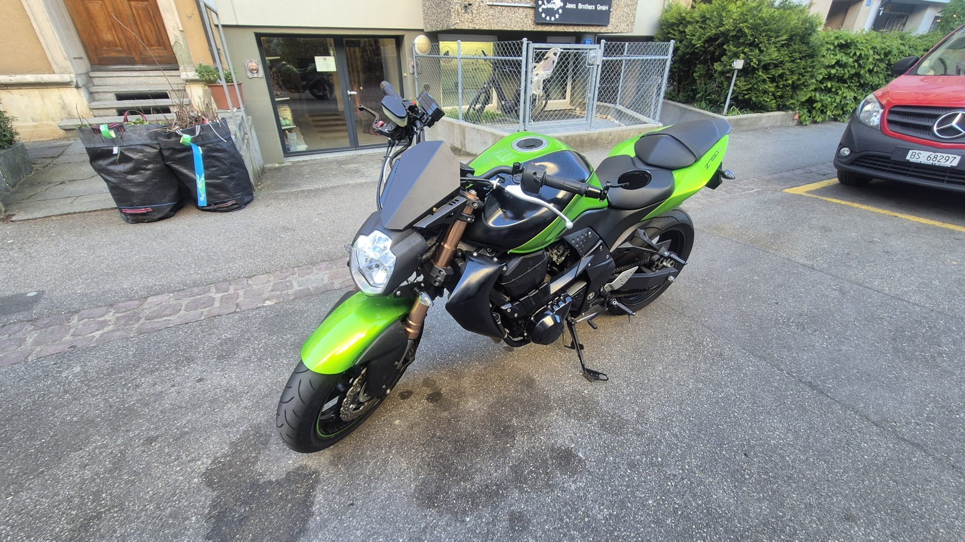 KAWASAKI Z 750-image-3