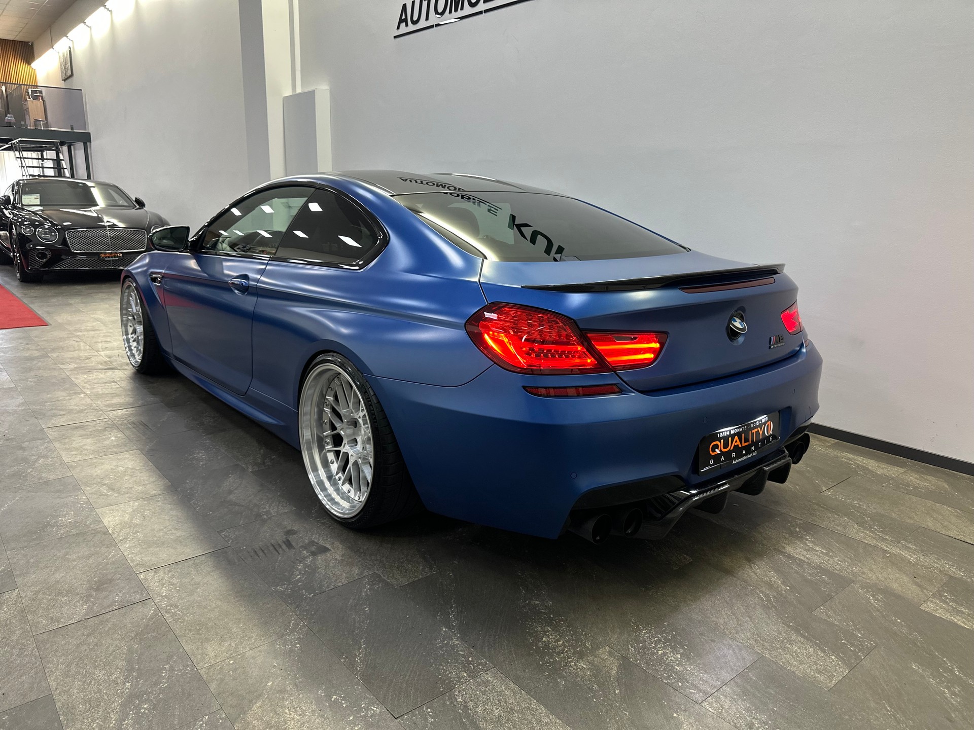 BMW M6 Coupé Drivelogic Competition-showroom-element-3