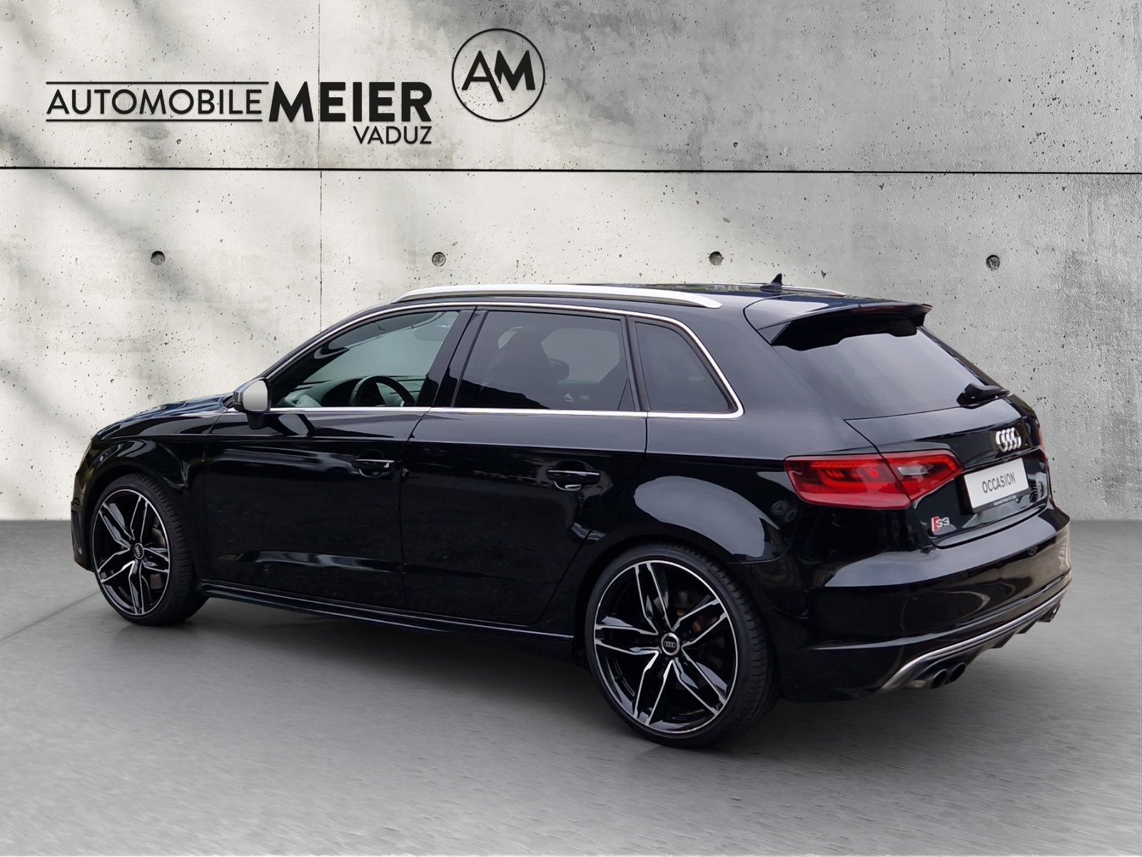 AUDI S3 Sportback 2.0 T FSI quattro S-Tronic-showroom-element-1
