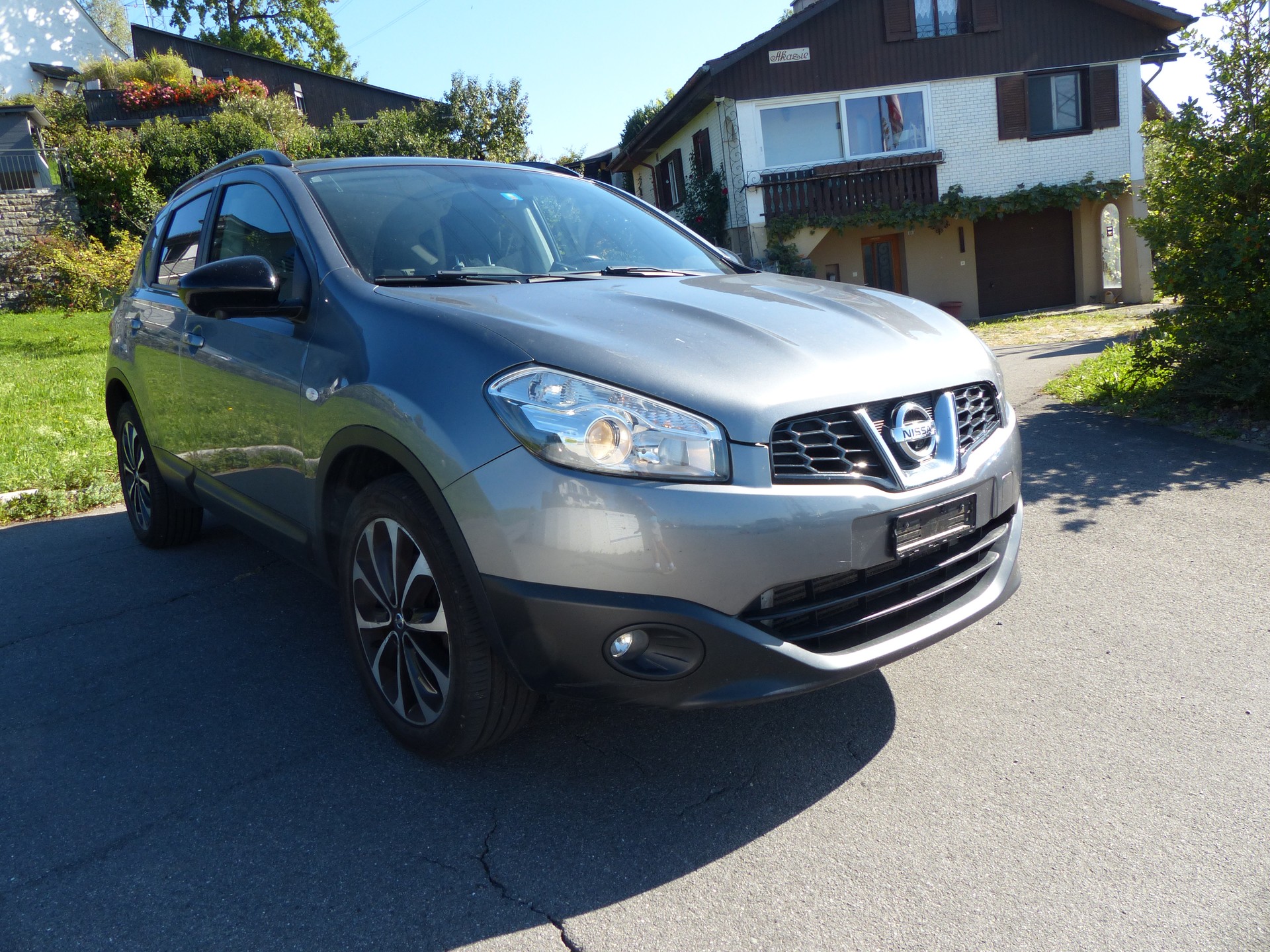 NISSAN Qashqai 2.0 dCi 4WD tekna Automatic-showroom-element-1