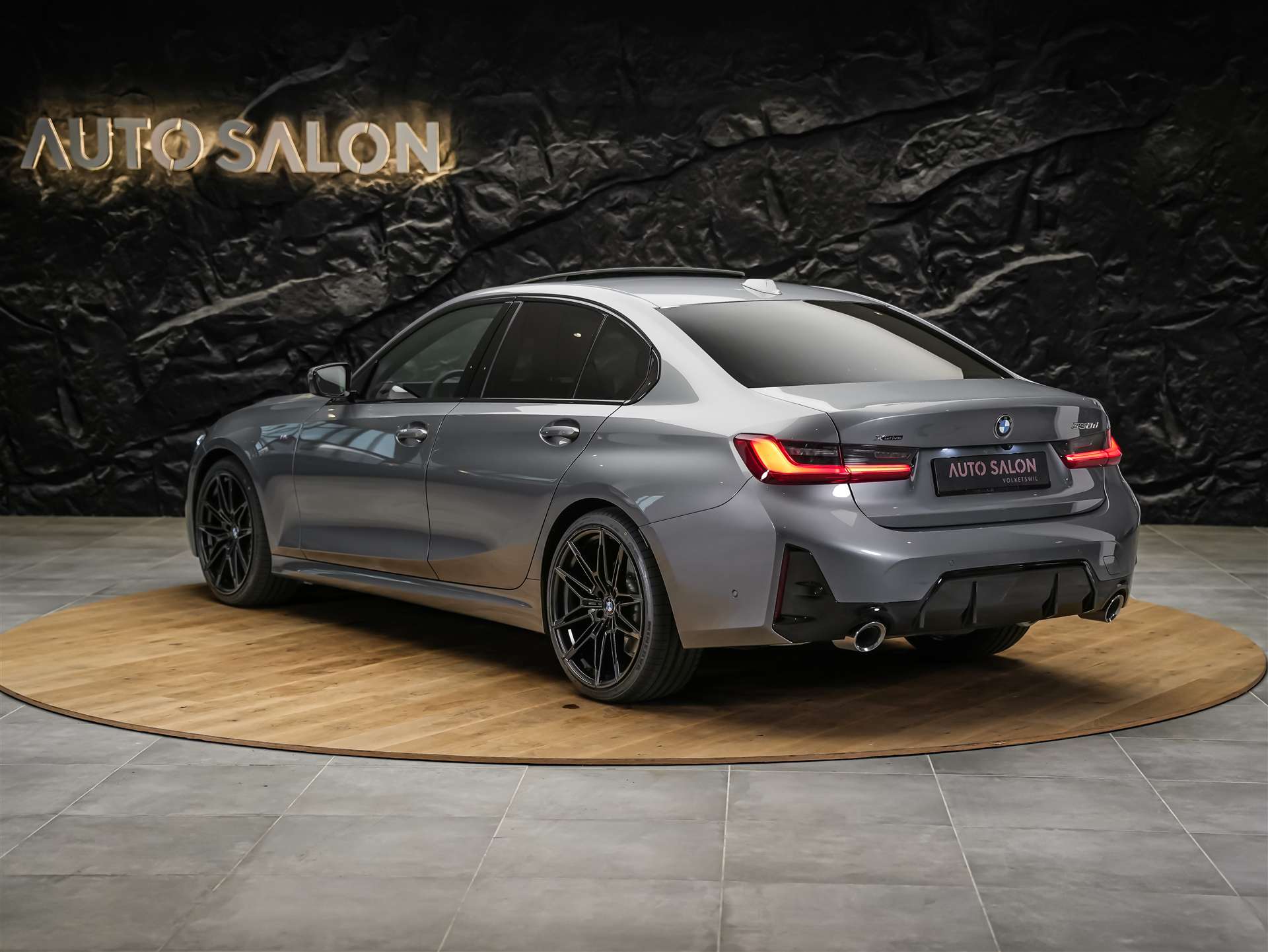 BMW 330d xDrive Steptronic M Sport Pro *Facelift*Werksgarantie*Panorama*Head-Up*AHK*-showroom-element-3