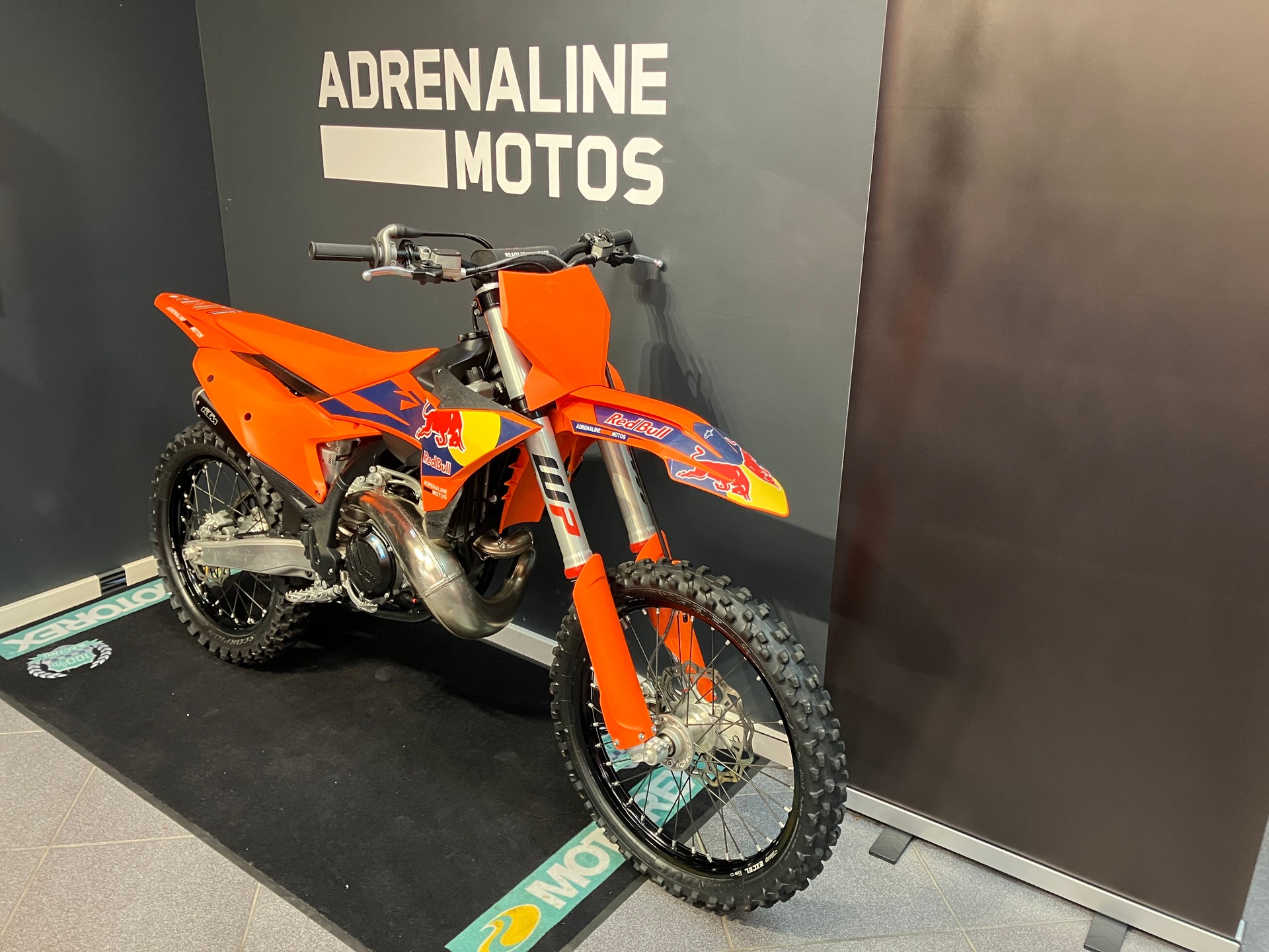 KTM 250 SX 2024-image-2