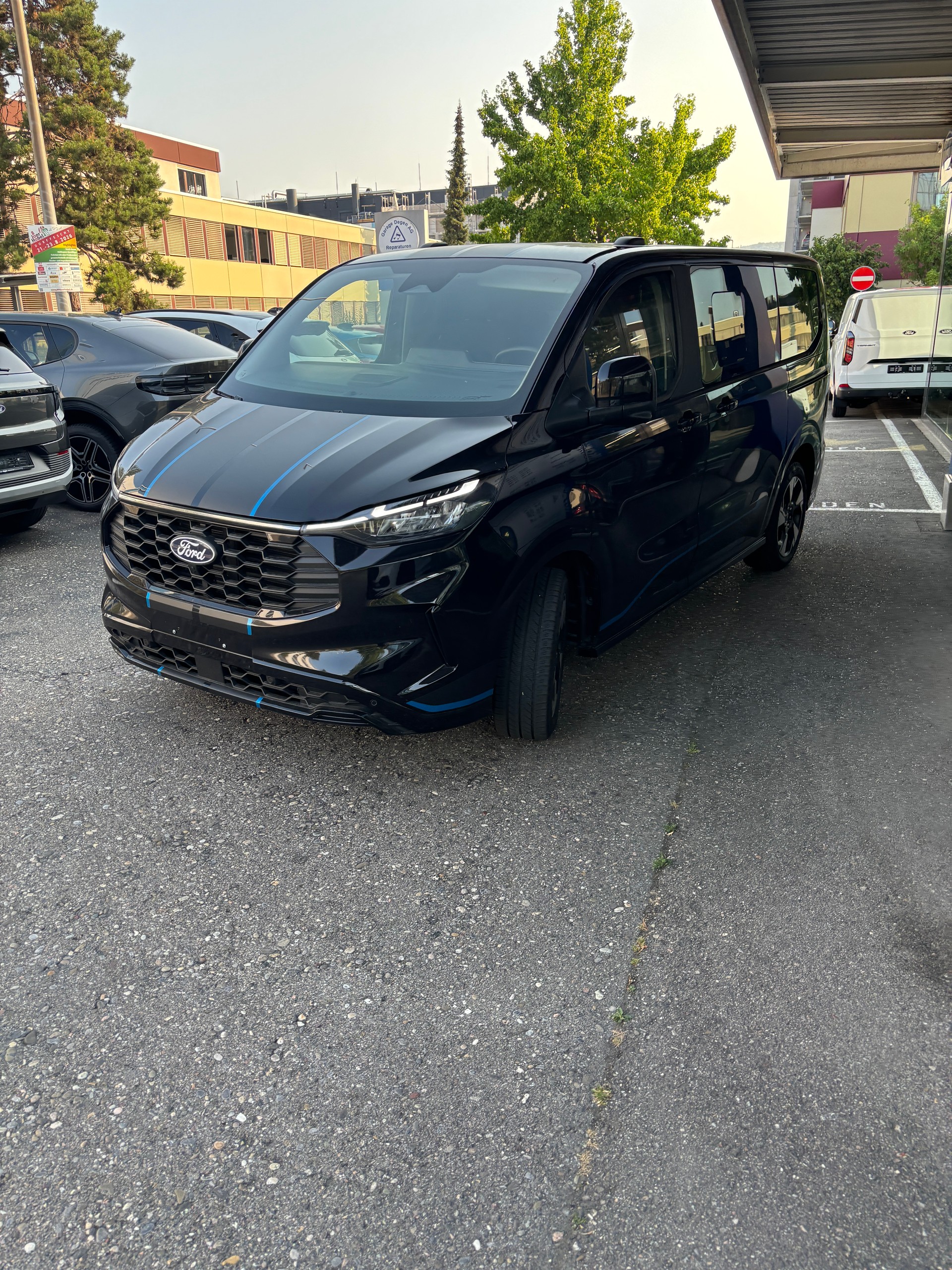FORD Sport-image-19