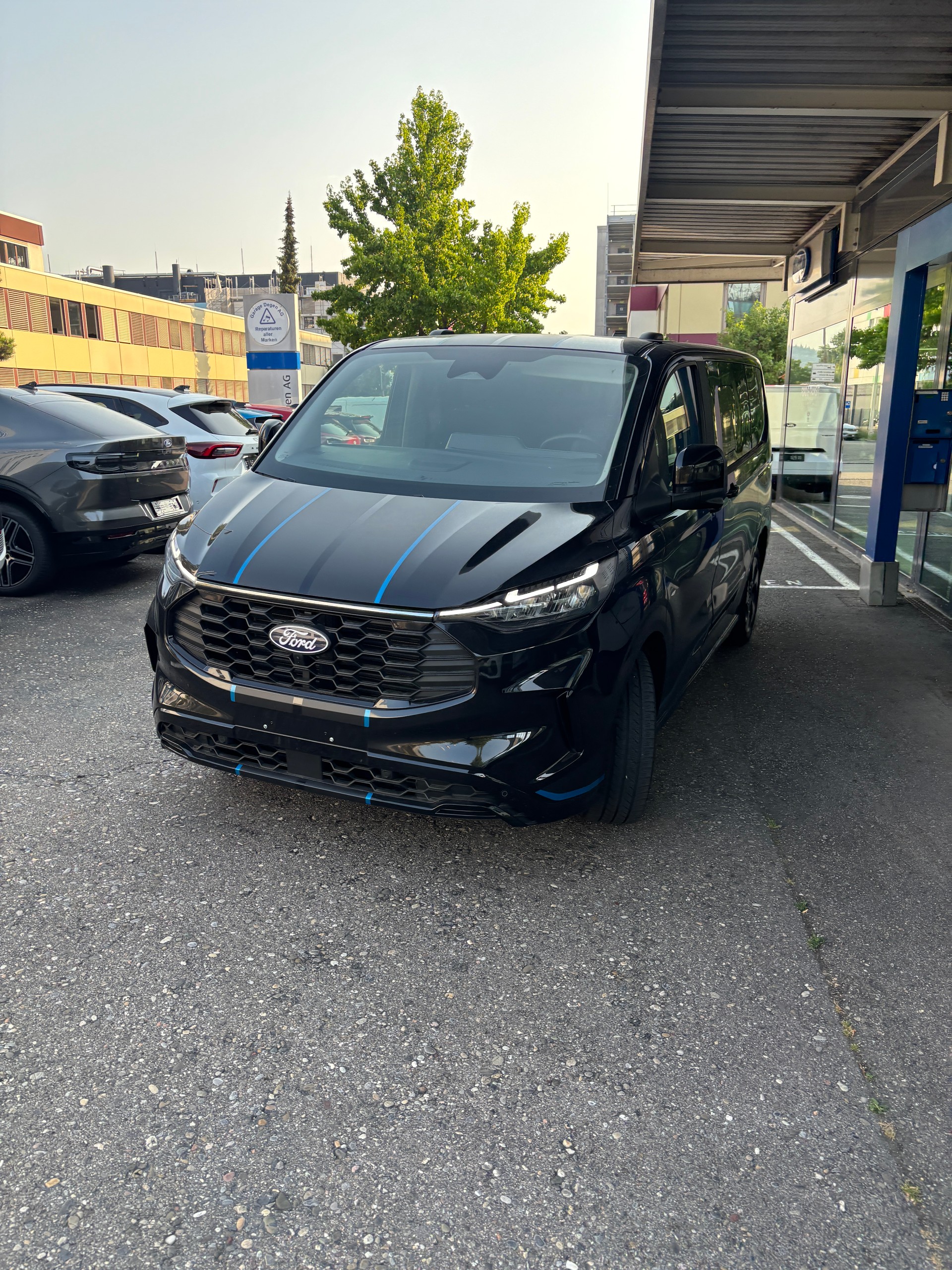 FORD Sport-image-18