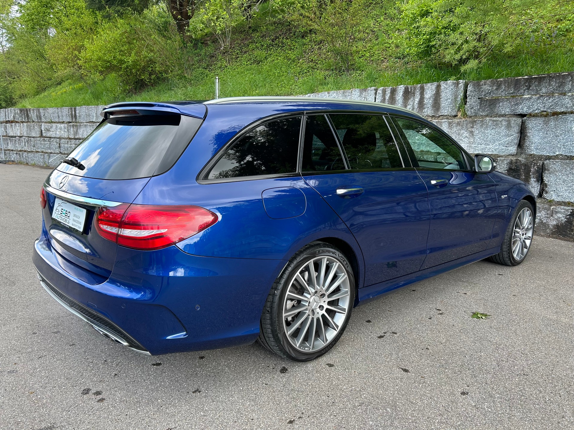 MERCEDES-BENZ C 43 AMG 4Matic 9G-Tronic-image-3