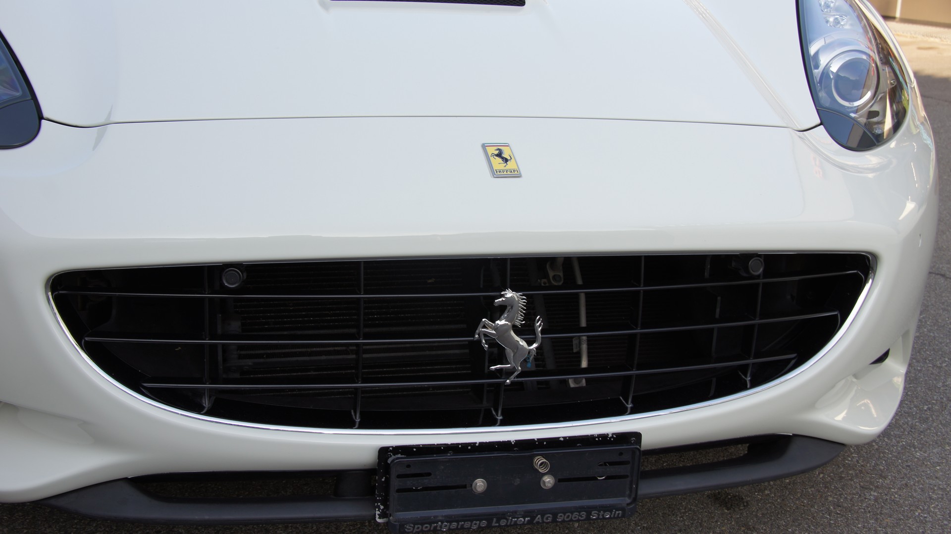 FERRARI California 4.3 V8-image-13
