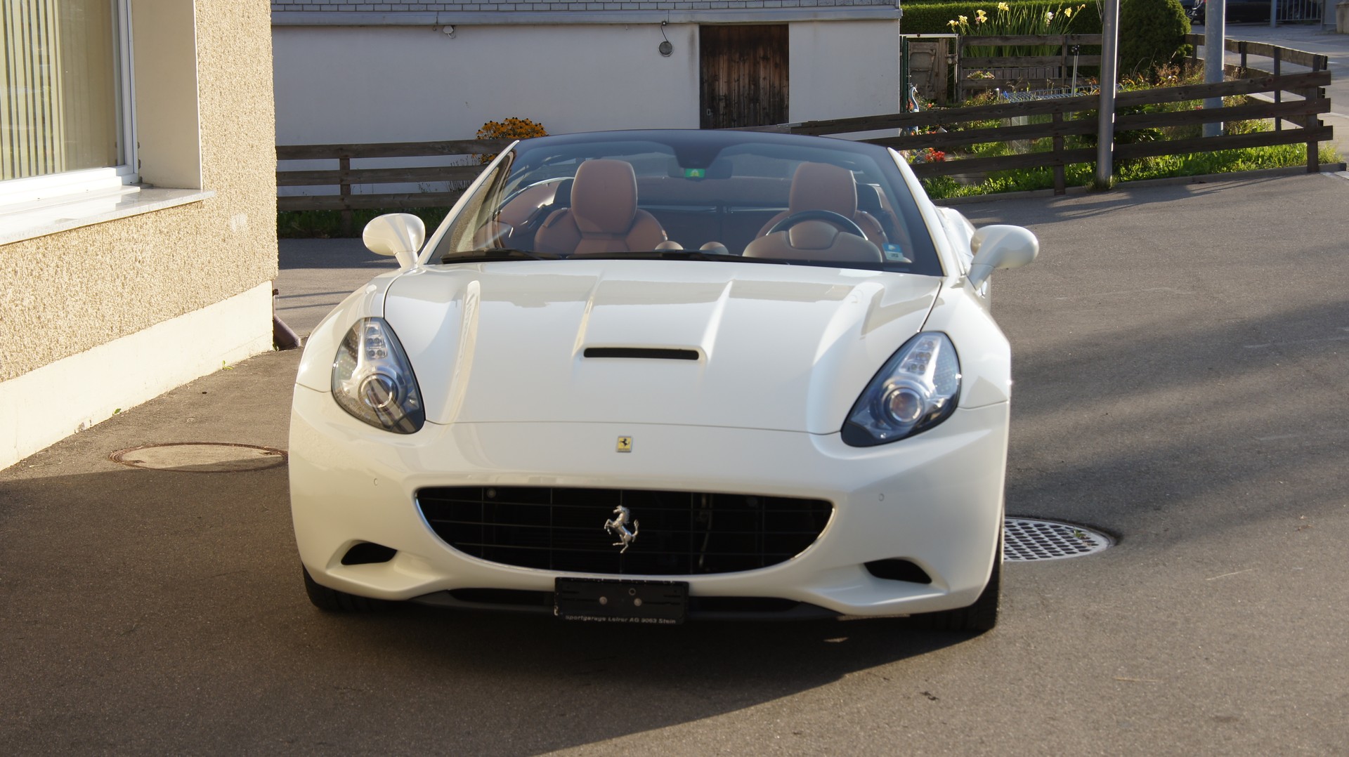 FERRARI California 4.3 V8-image-8