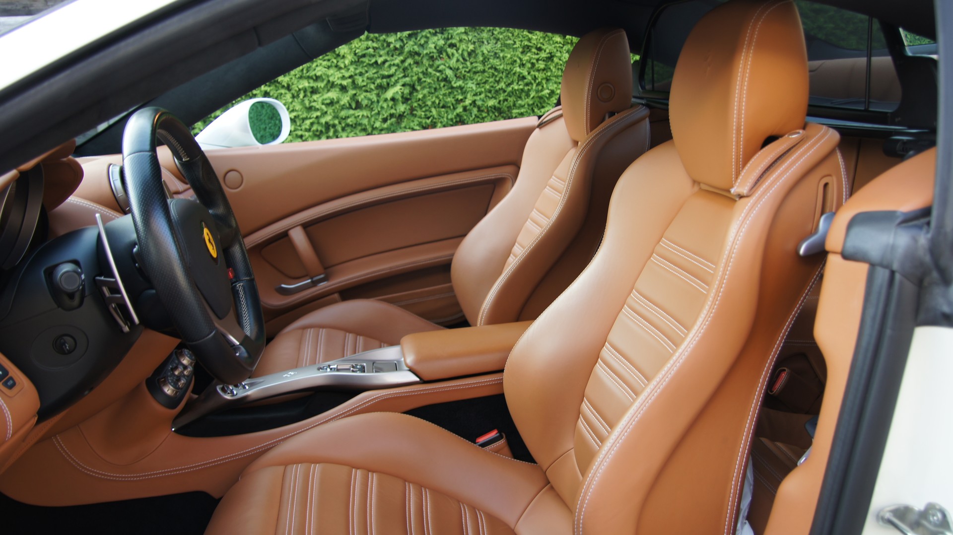 FERRARI California 4.3 V8-image-20