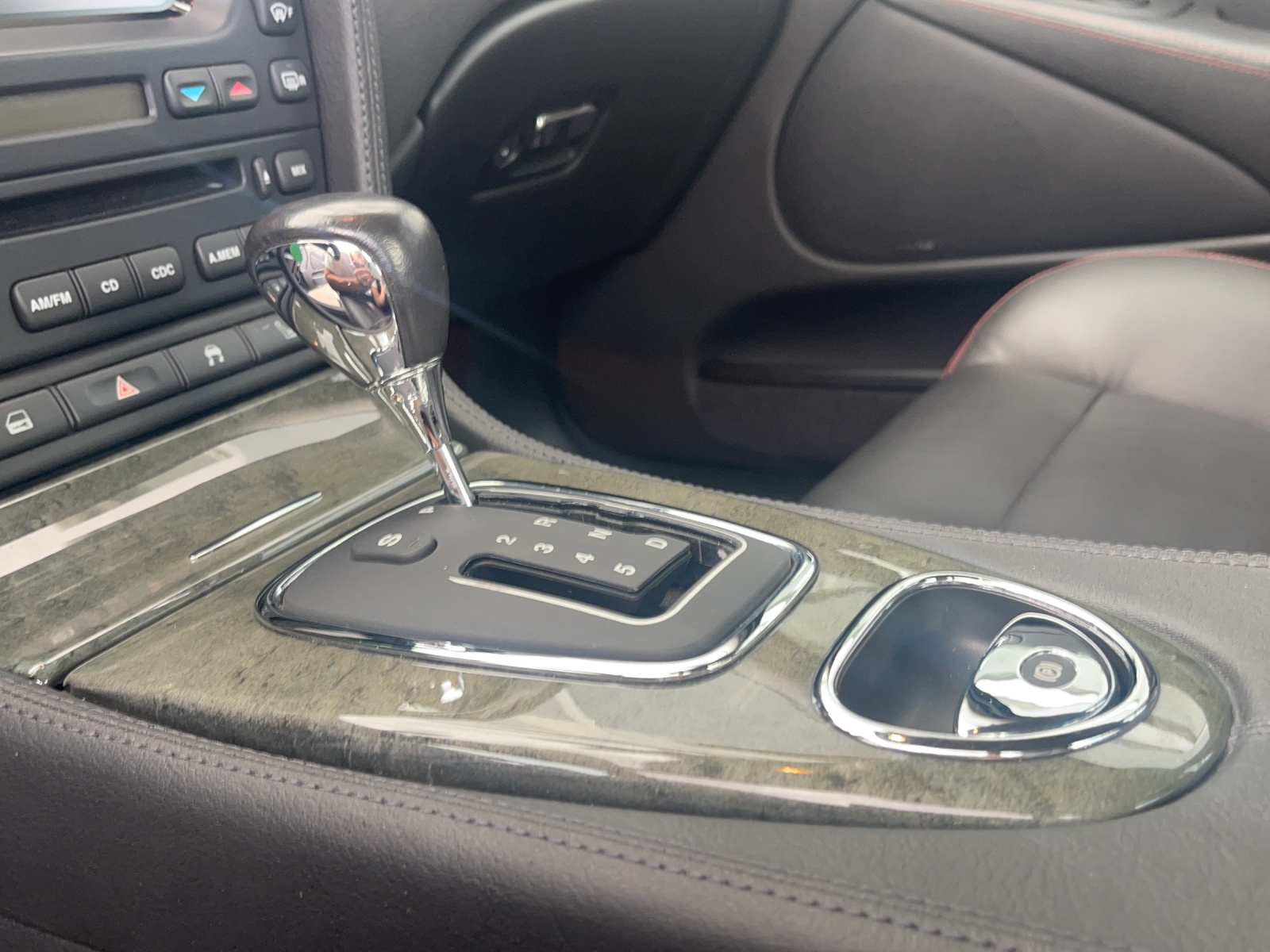 JAGUAR S-Type 4.2 V8 S/C R-image-7