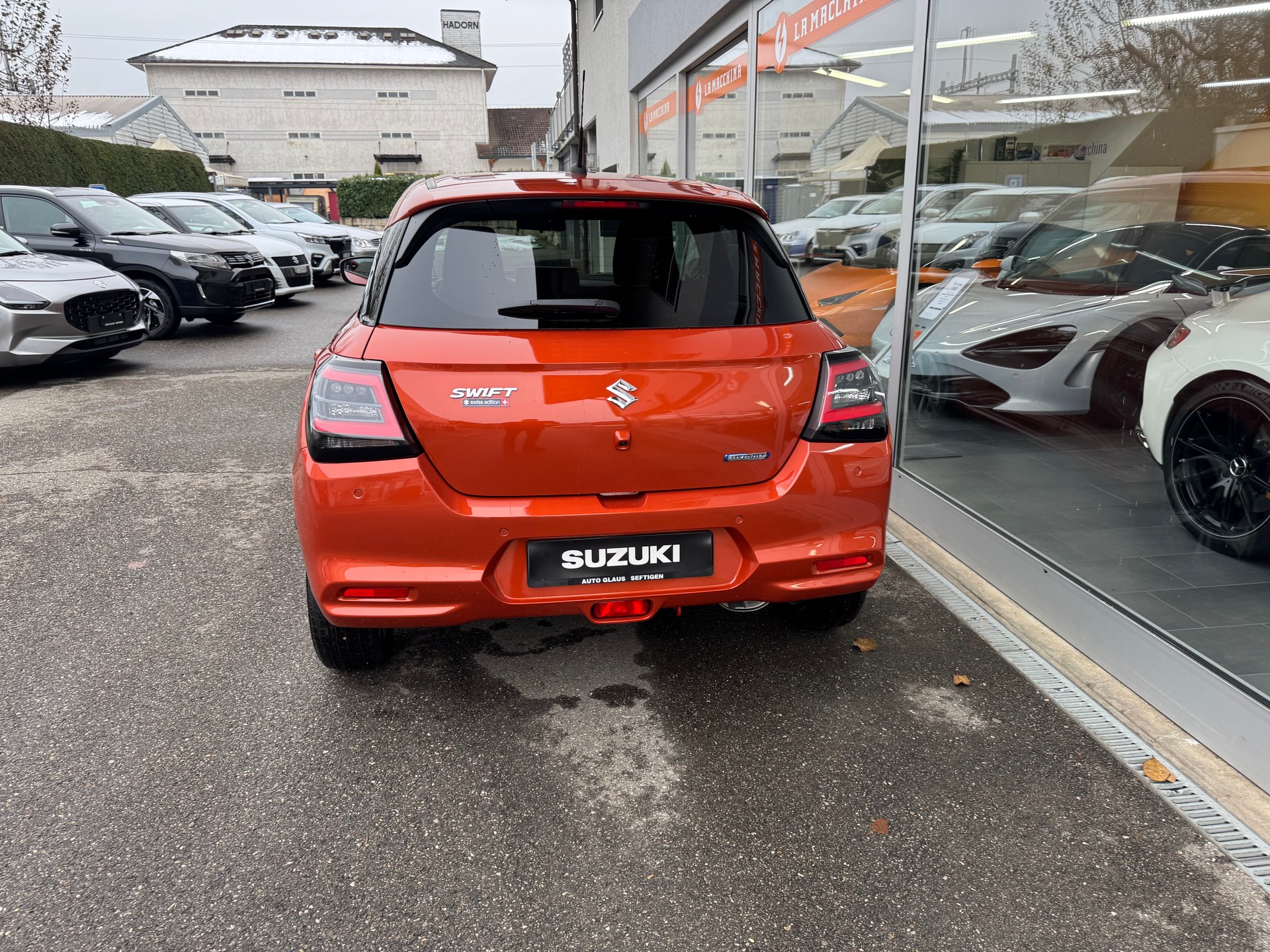 SUZUKI Swift 1.2 Compact Top Hybrid 4x4-showroom-element-3