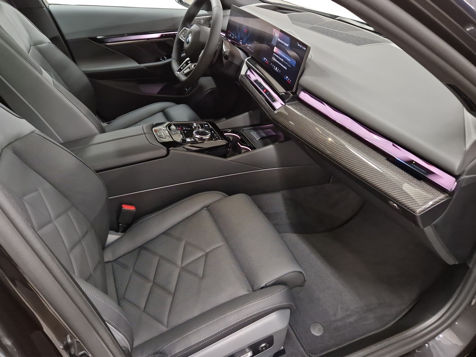 BMW 540d xDrive 48V Touring M Sport Pro Steptronic-image-2