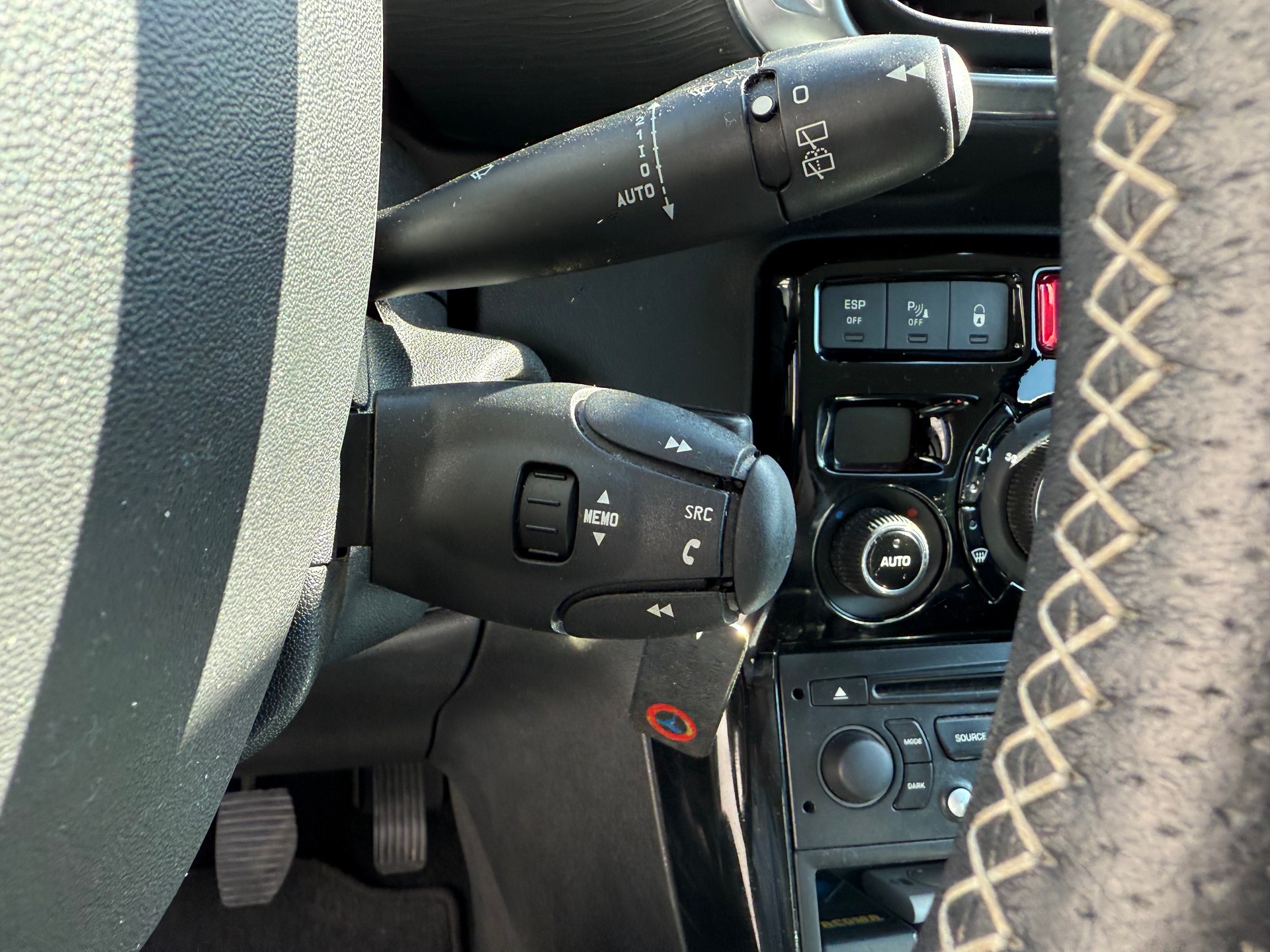 CITROEN C3 Picasso 1.6 HDi Exclusive-image-15