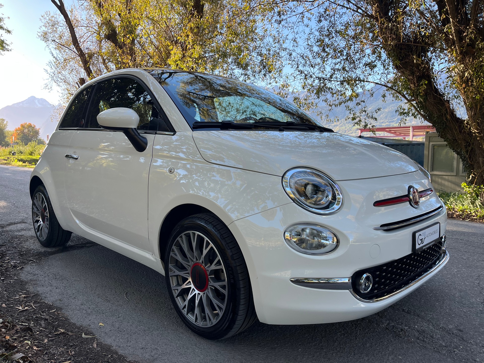 FIAT 500 1.0 N3 MildHybrid Red-showroom-element-2