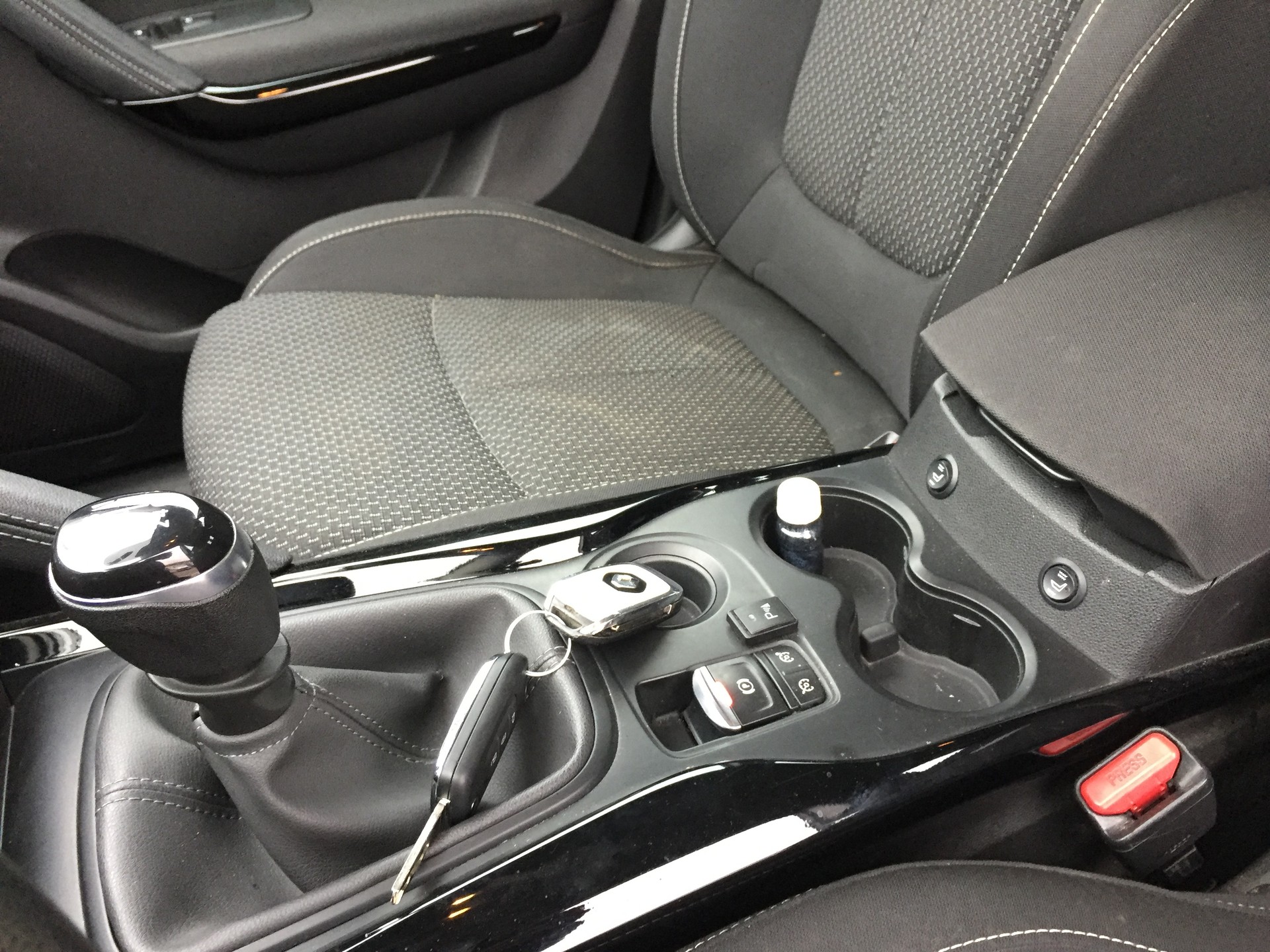 RENAULT Kadjar 1.2 16V Turbo Conquest-image-12