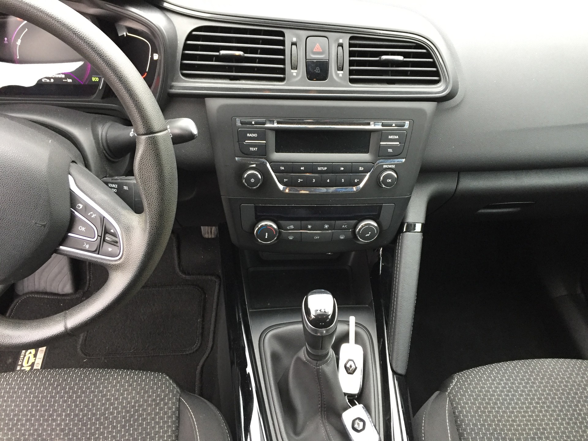 RENAULT Kadjar 1.2 16V Turbo Conquest-image-13