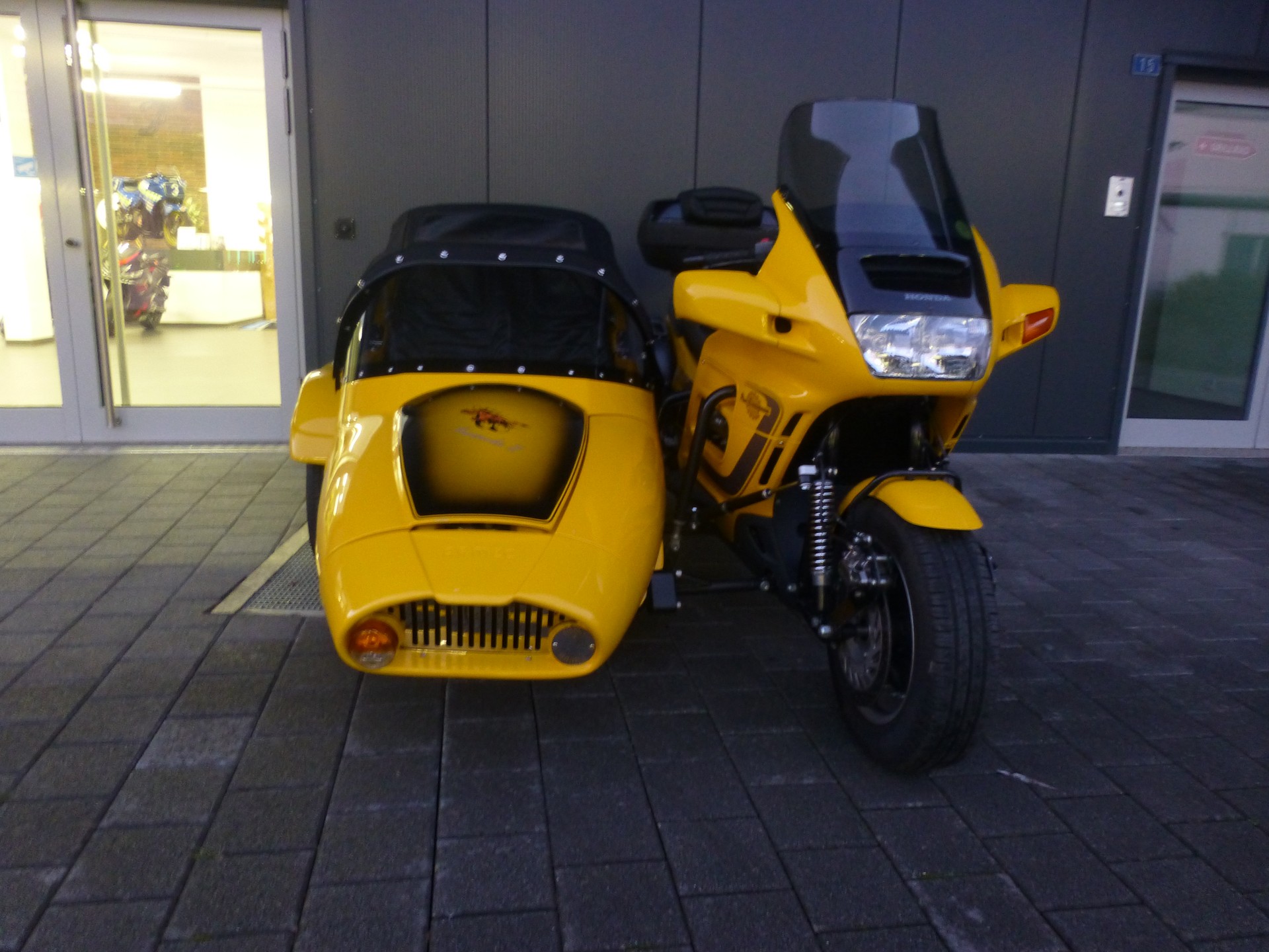 EML Honda ST 1100 P.E. Armec-image-4