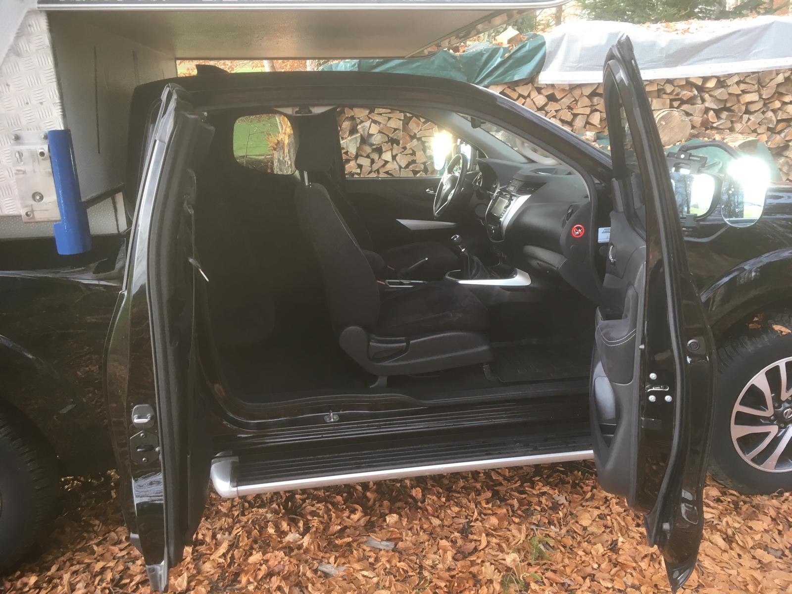 NISSAN Navara KingCab N-Connecta 2.3 dCi 4WD-image-12