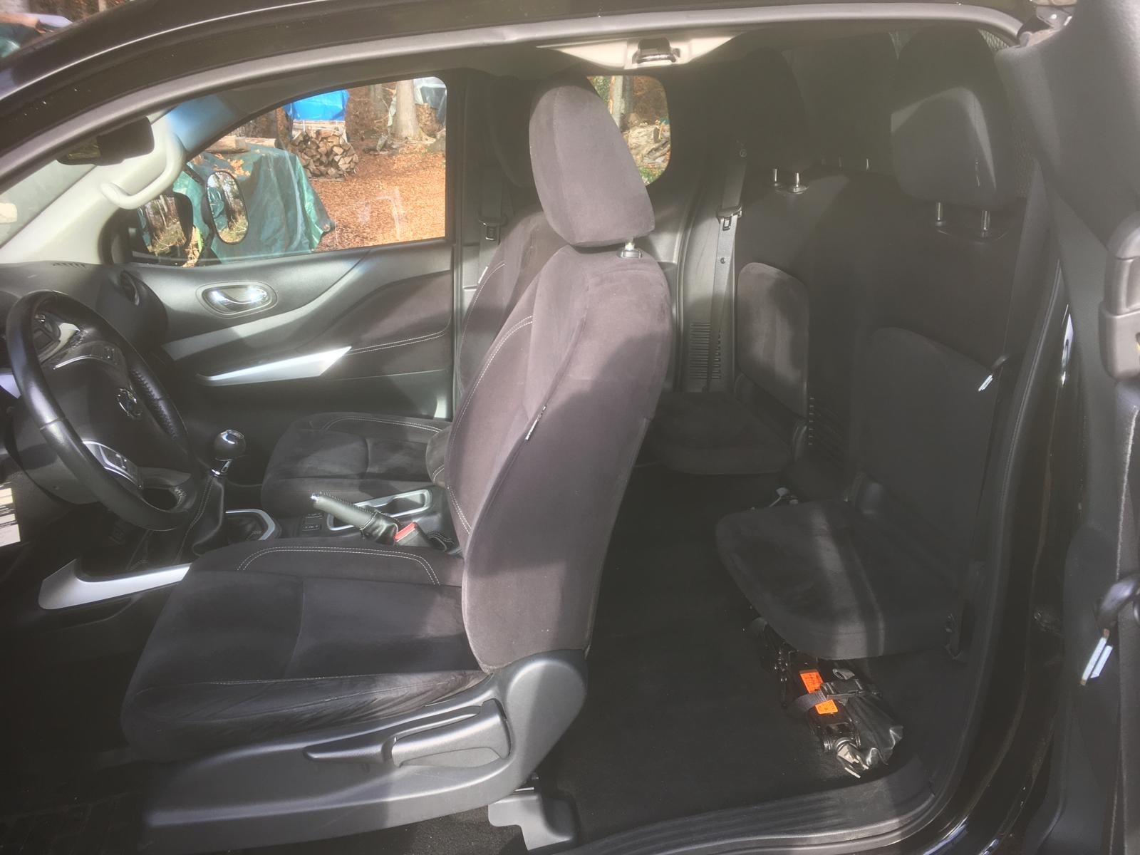 NISSAN Navara KingCab N-Connecta 2.3 dCi 4WD-image-14