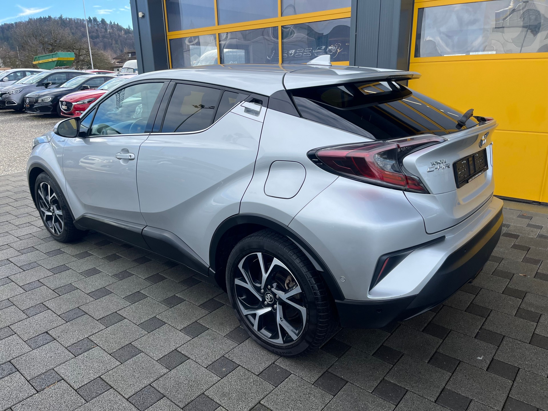 TOYOTA C-HR 1.8 HSD Limited CVT-image-1
