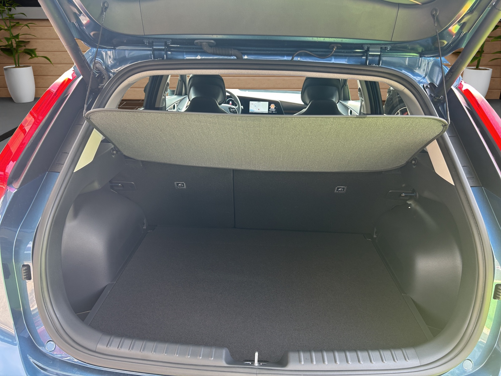 KIA Niro 1.6GDi Hybrid Style-image-8