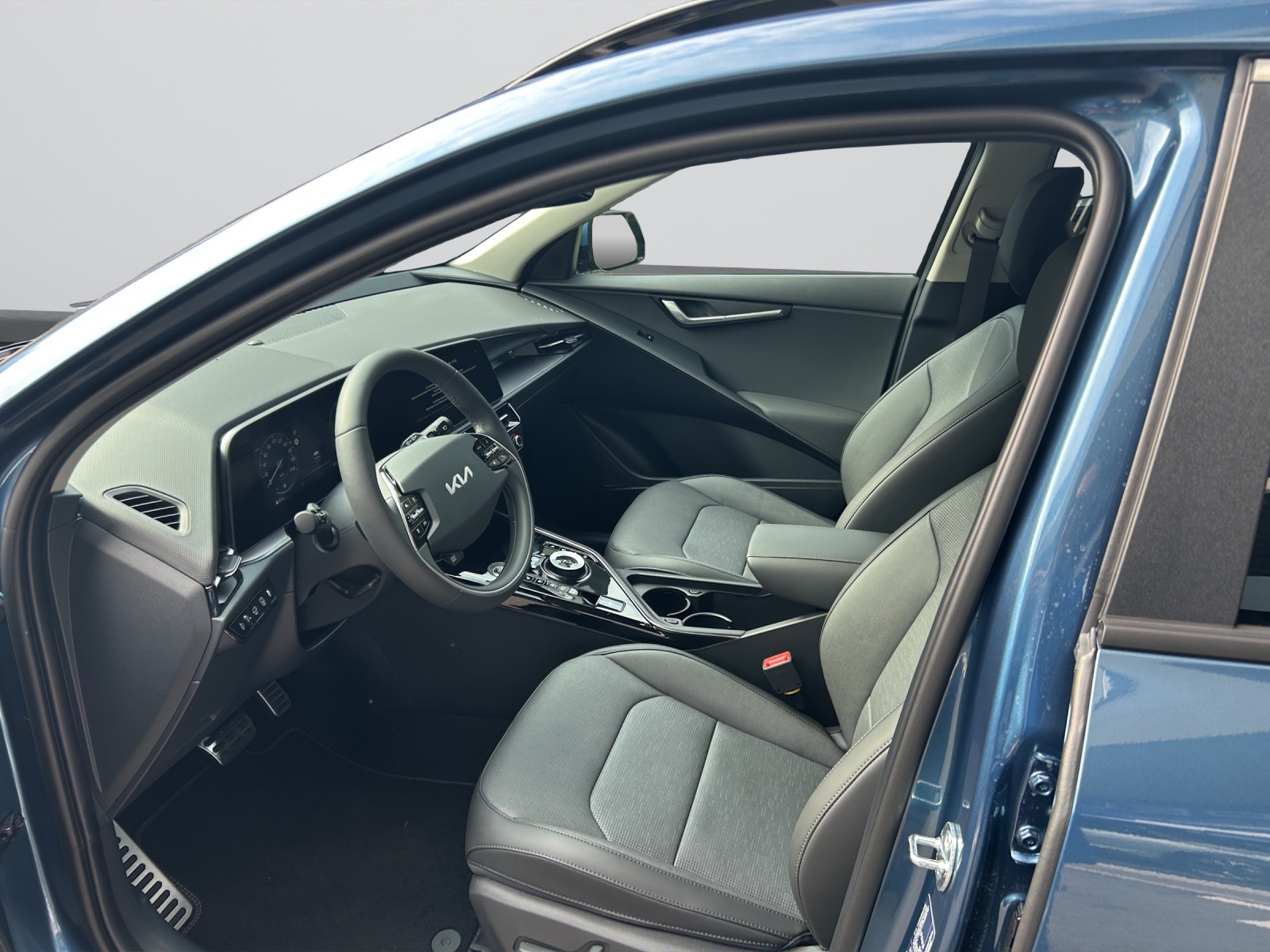 KIA Niro 1.6GDi Hybrid Style-image-4