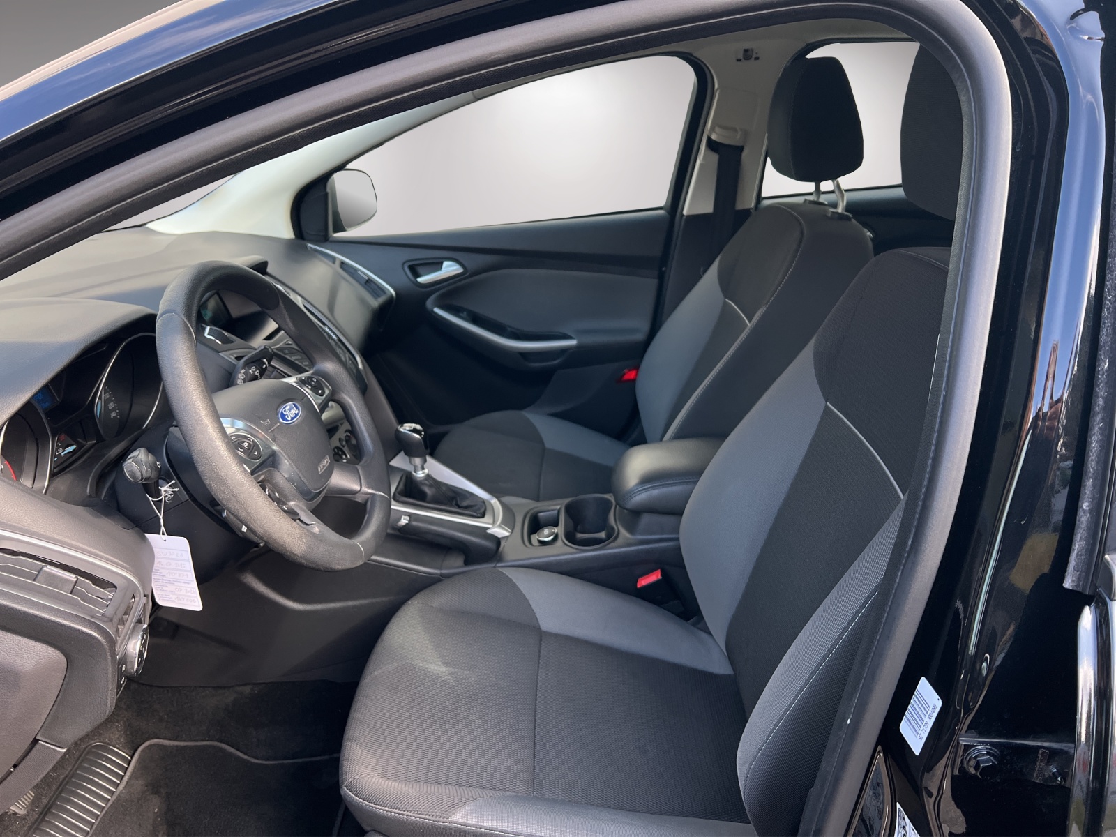 FORD Focus 1.6 TDCi Trend-image-11