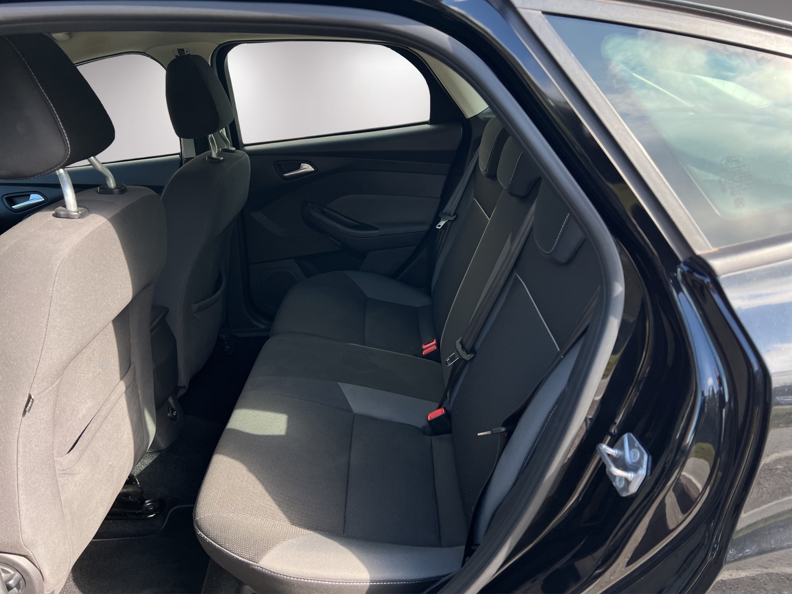 FORD Focus 1.6 TDCi Trend-image-14