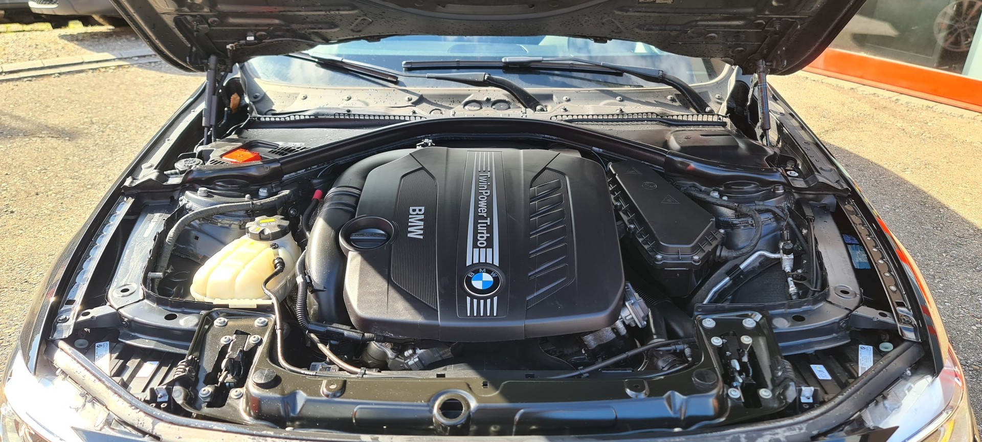 BMW 330d xDrive Touring M Paket, Sport Line Steptronic-image-29