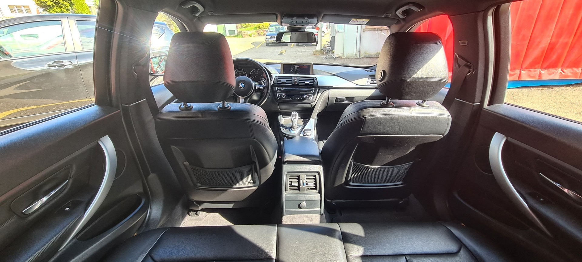 BMW 330d xDrive Touring M Paket, Sport Line Steptronic-image-13