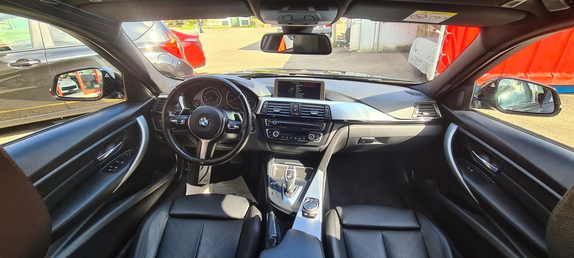BMW 330d xDrive Touring M Paket, Sport Line Steptronic-image-15